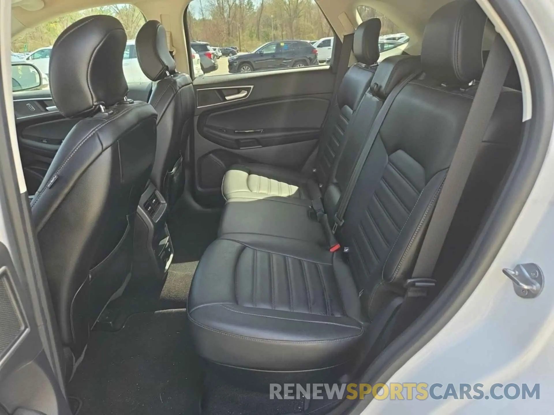 5 Photograph of a damaged car 2FMPK3J98KBC37758 FORD EDGE 2019