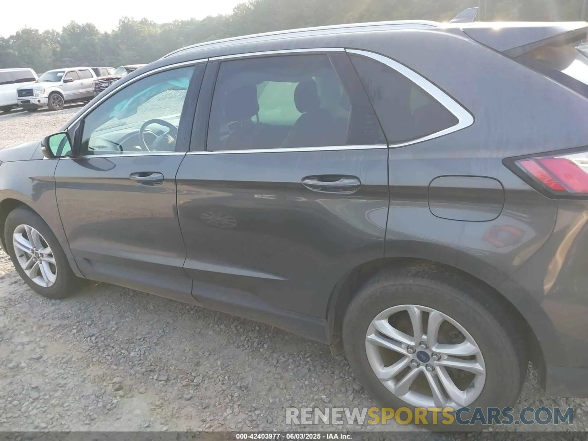 14 Photograph of a damaged car 2FMPK3J99KBB66747 FORD EDGE 2019