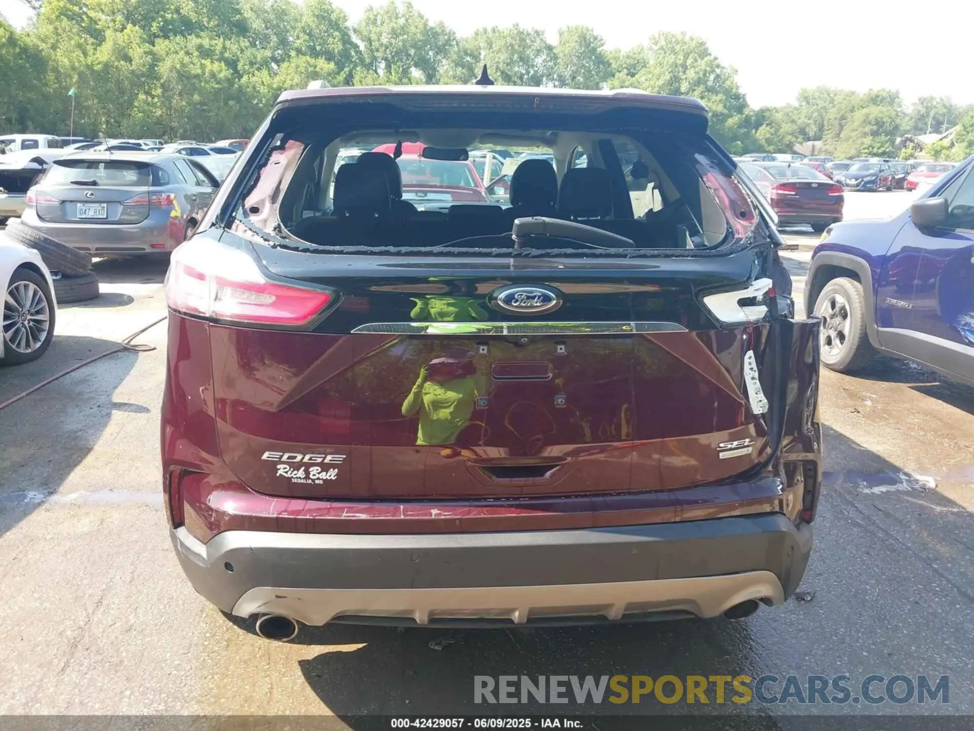 16 Photograph of a damaged car 2FMPK3J99KBB75996 FORD EDGE 2019