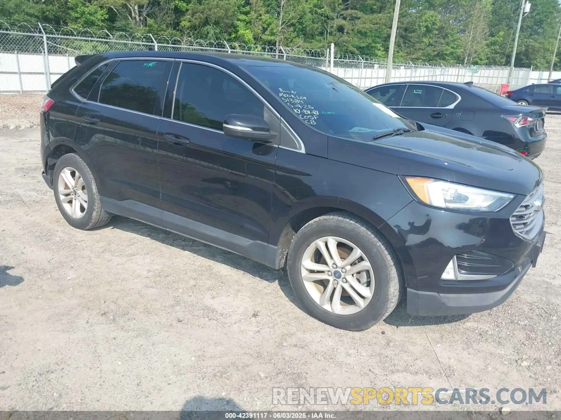 1 Photograph of a damaged car 2FMPK3J9XKBB46152 FORD EDGE 2019