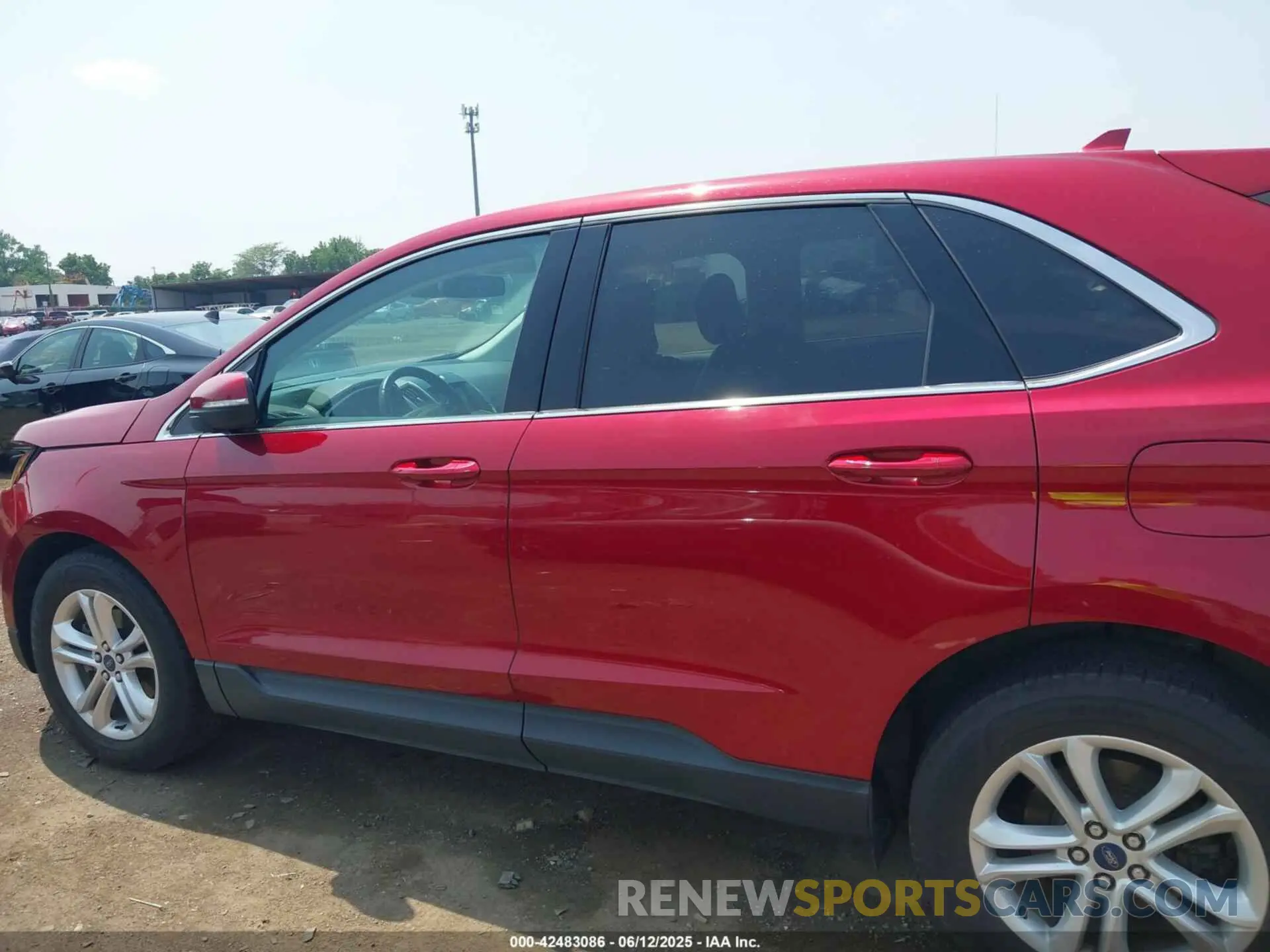 14 Photograph of a damaged car 2FMPK3J9XKBB60388 FORD EDGE 2019