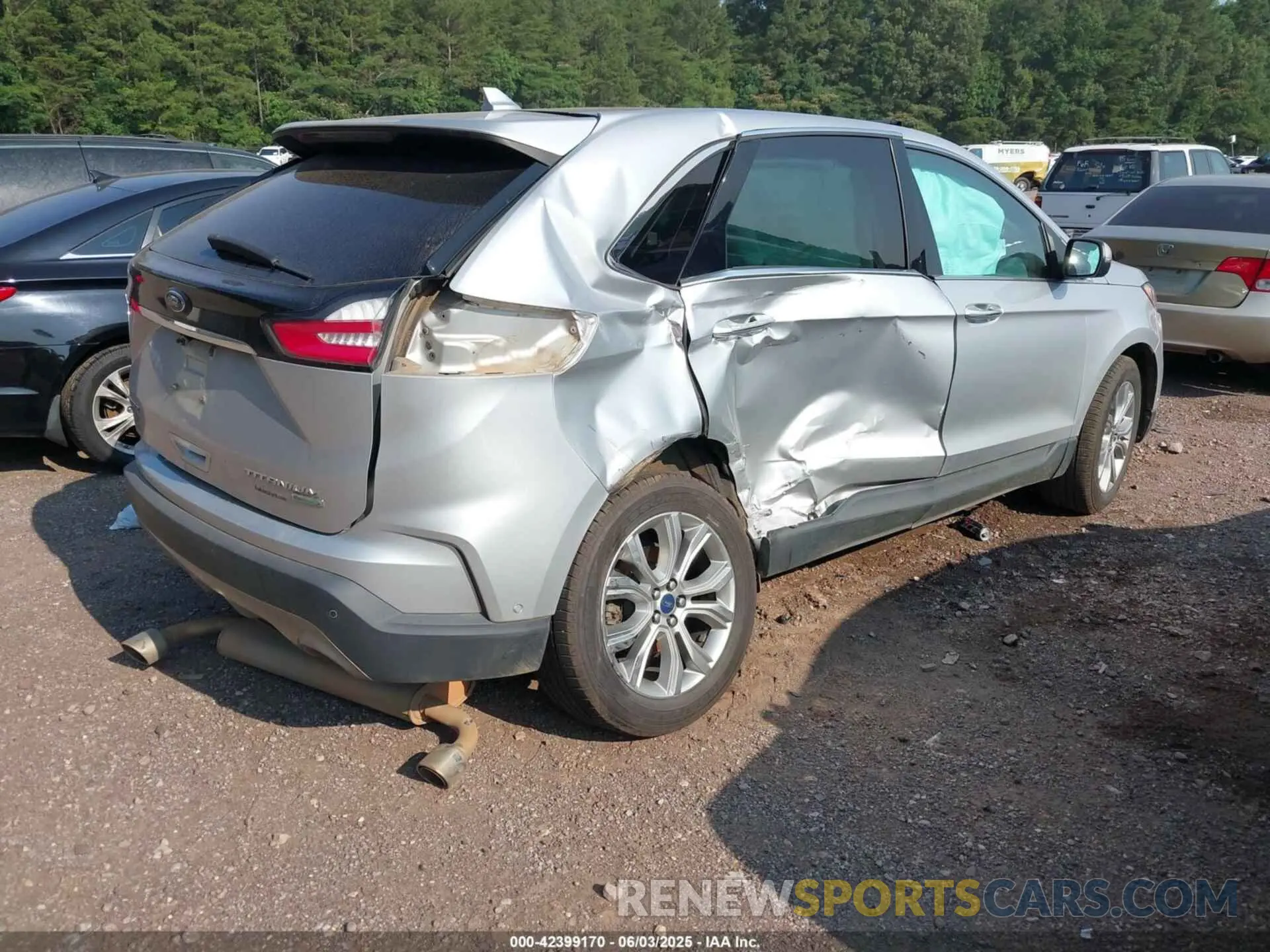 4 Photograph of a damaged car 2FMPK3K90KBB56655 FORD EDGE 2019