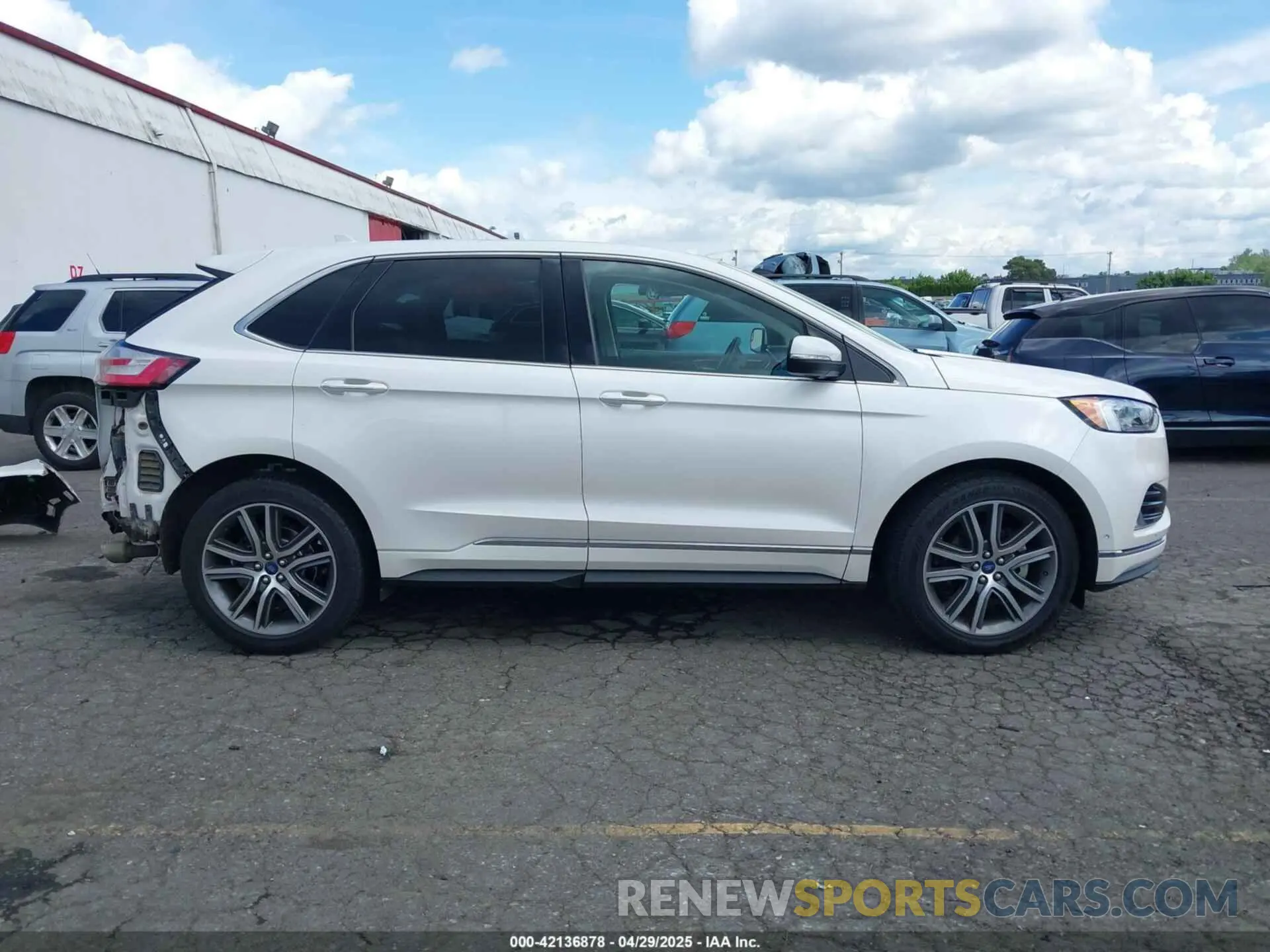 14 Photograph of a damaged car 2FMPK3K91KBB14379 FORD EDGE 2019