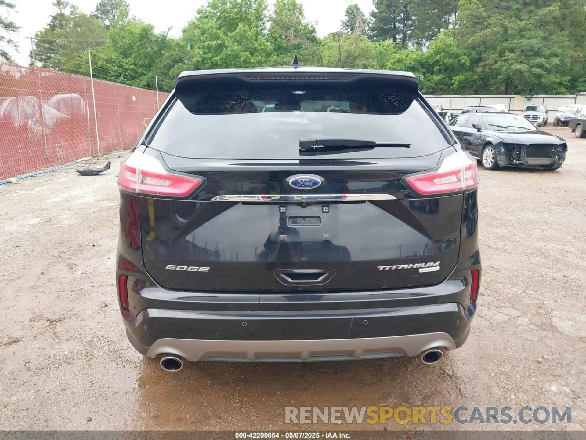 17 Photograph of a damaged car 2FMPK3K91KBC35400 FORD EDGE 2019