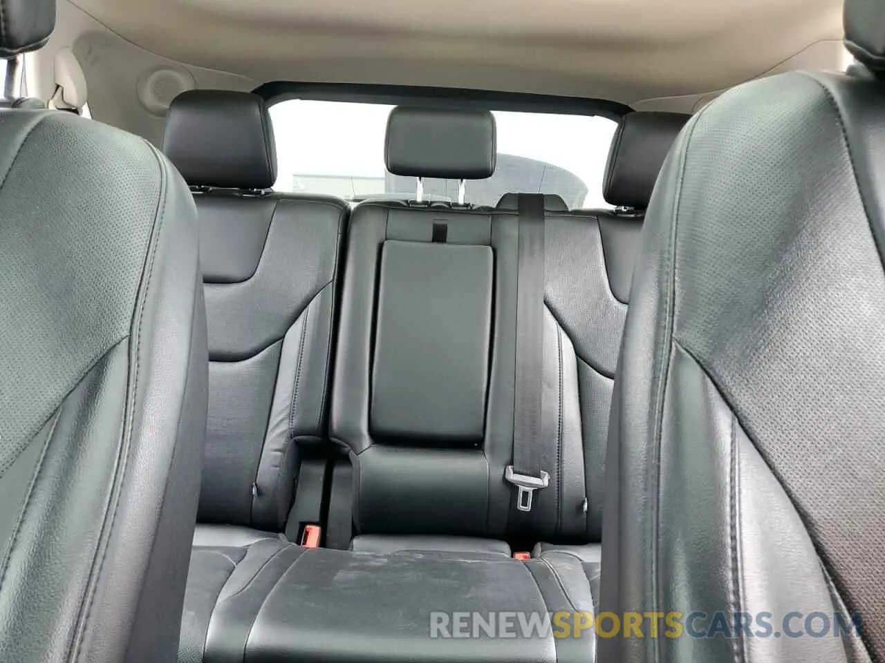 10 Photograph of a damaged car 2FMPK3K92KBC02759 FORD EDGE 2019