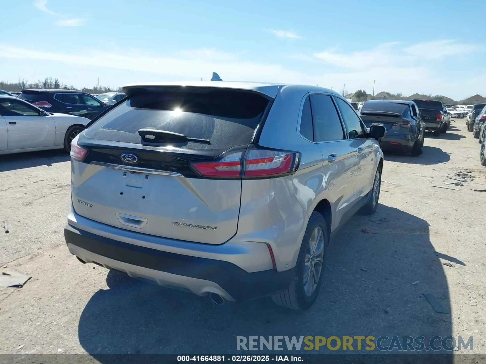 4 Photograph of a damaged car 2FMPK3K92KBC37317 FORD EDGE 2019