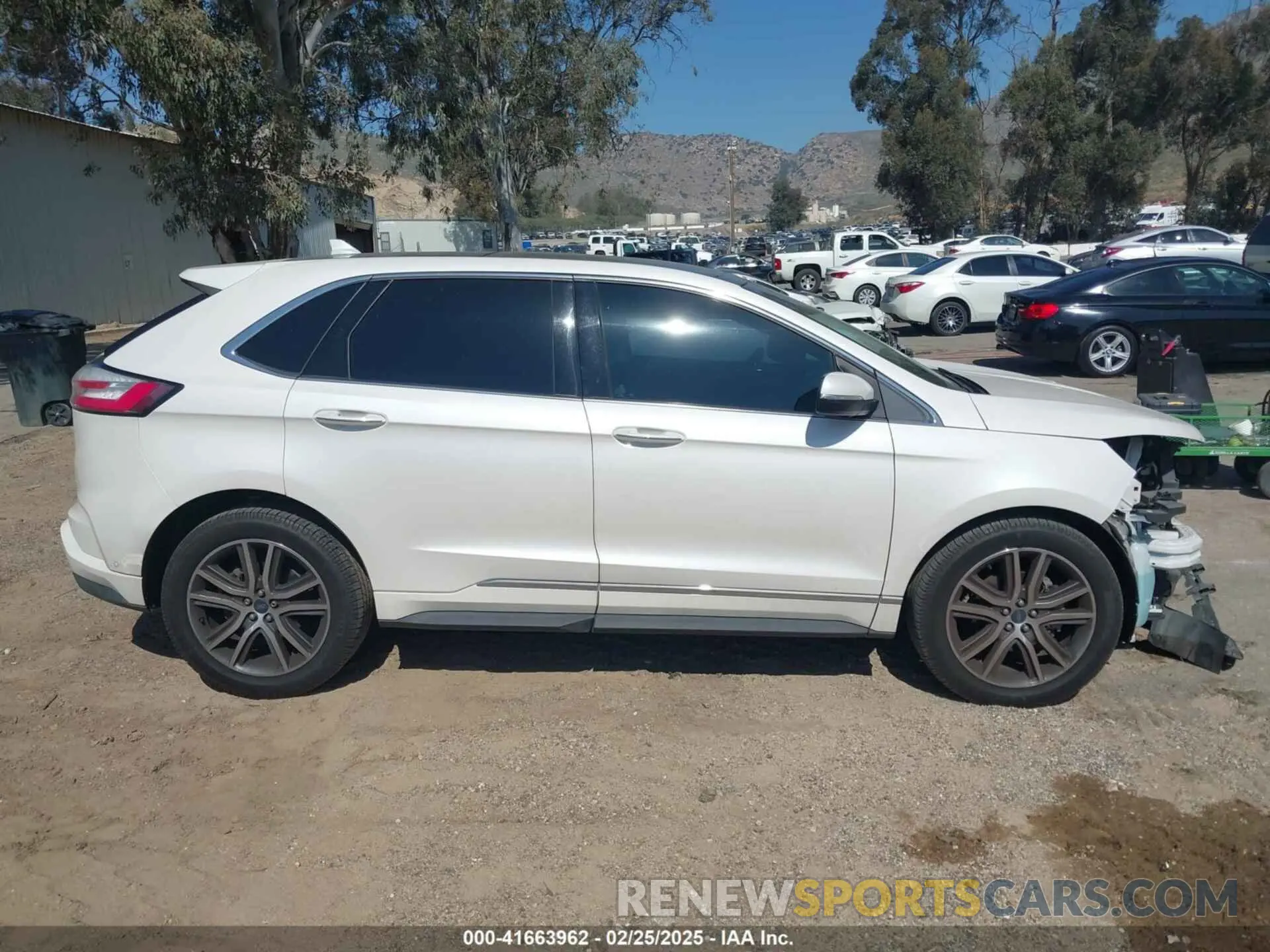 14 Photograph of a damaged car 2FMPK3K94KBB32715 FORD EDGE 2019