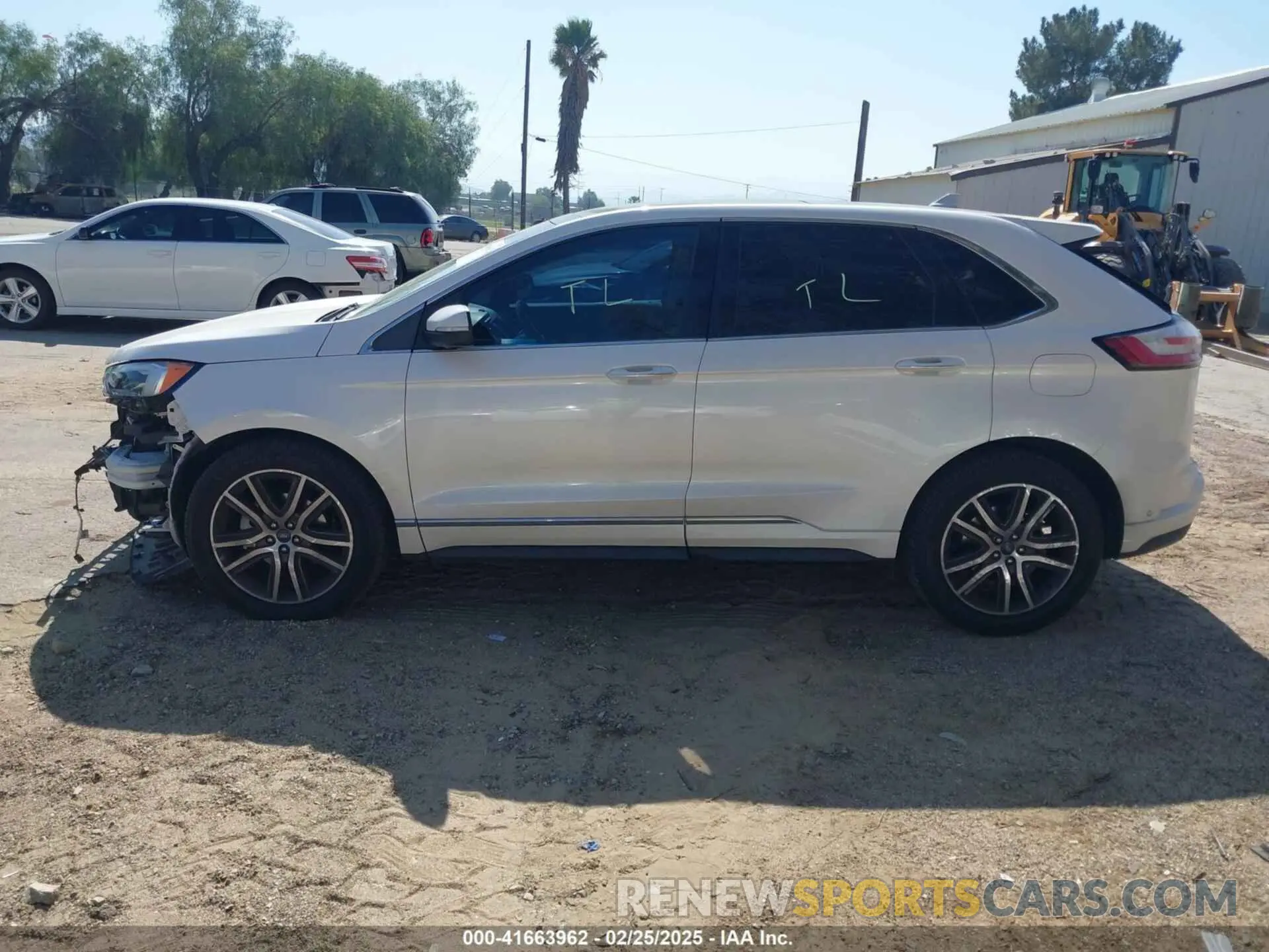 15 Photograph of a damaged car 2FMPK3K94KBB32715 FORD EDGE 2019