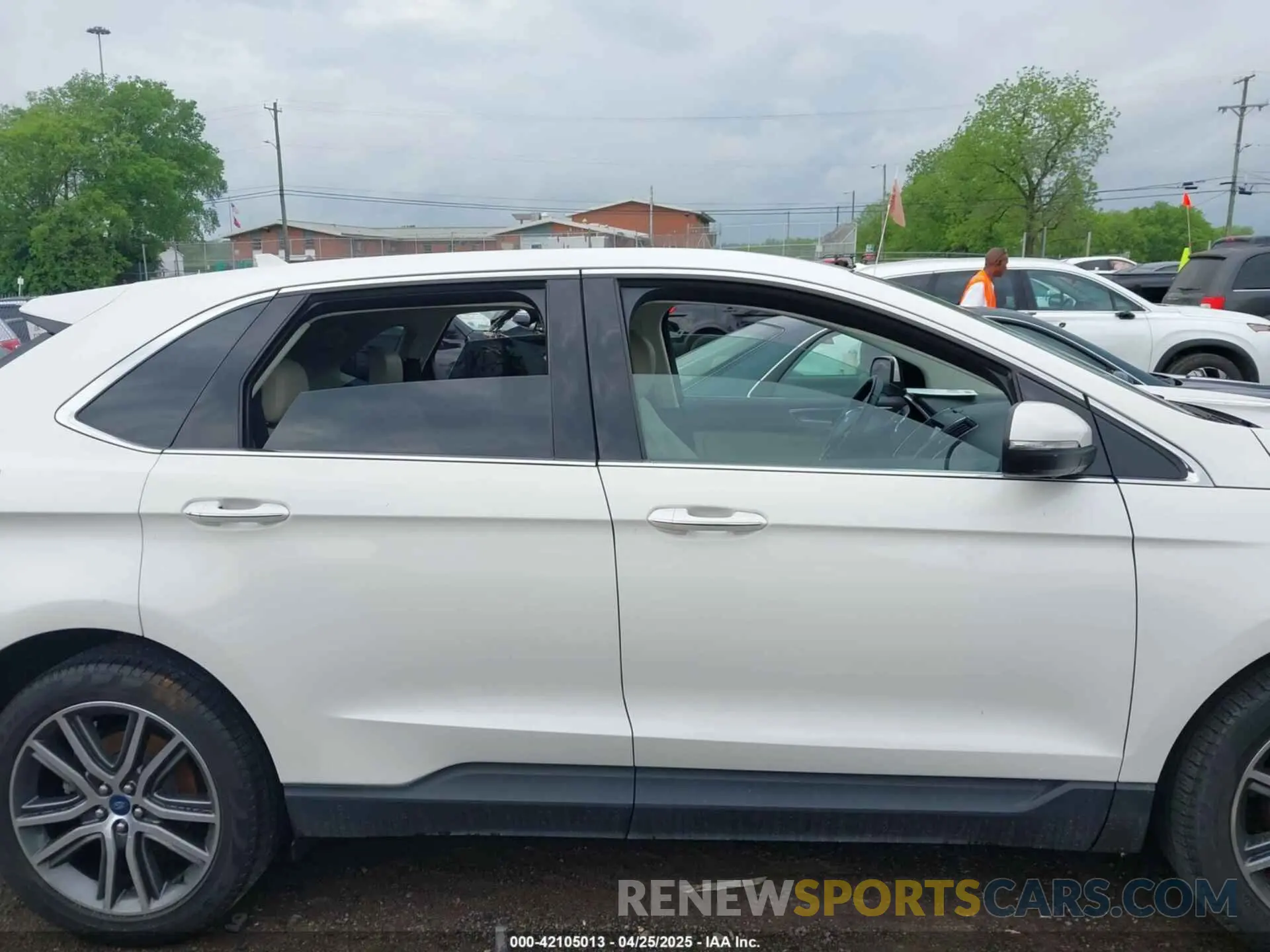 13 Photograph of a damaged car 2FMPK3K94KBB49918 FORD EDGE 2019