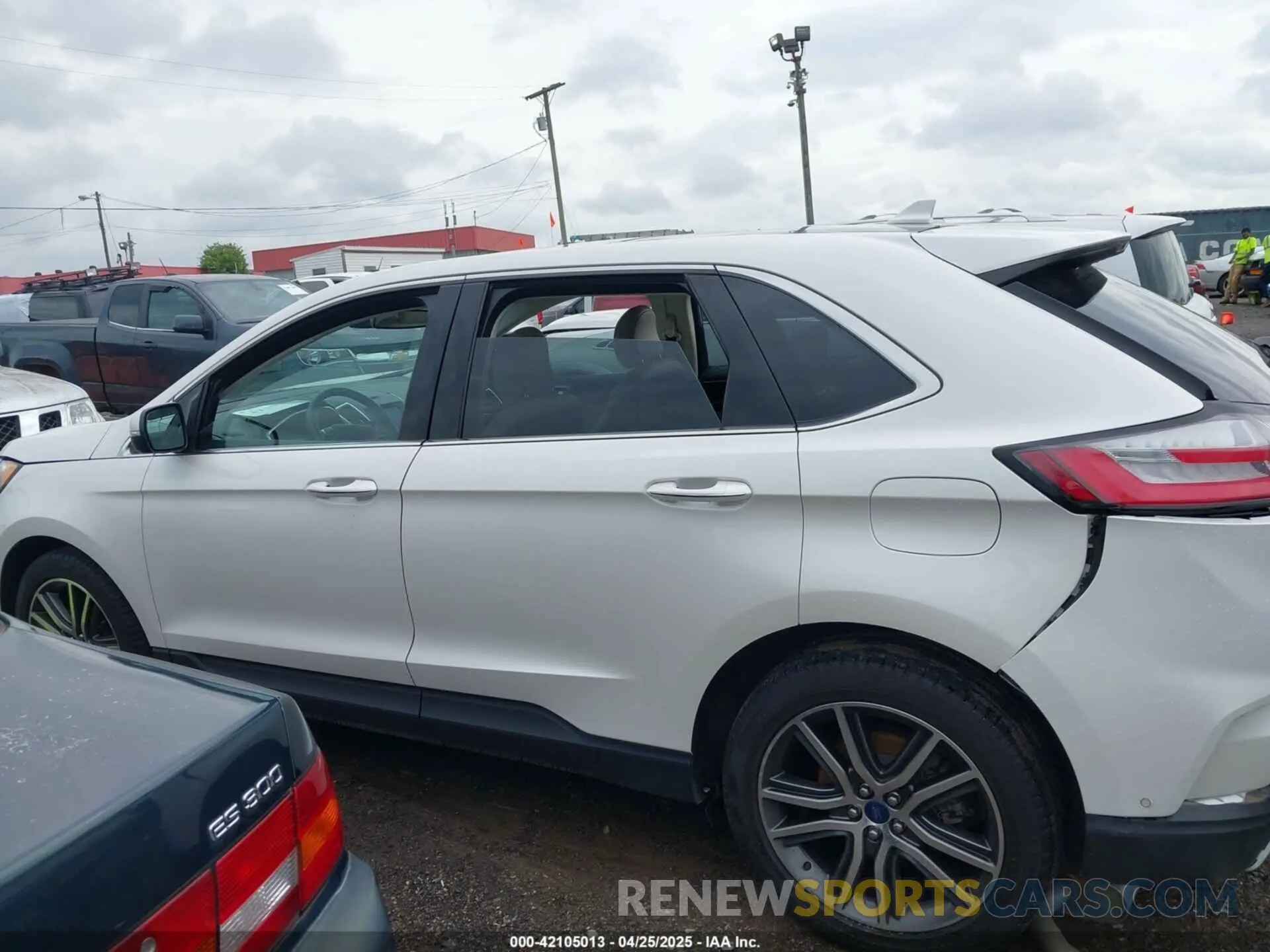 14 Photograph of a damaged car 2FMPK3K94KBB49918 FORD EDGE 2019