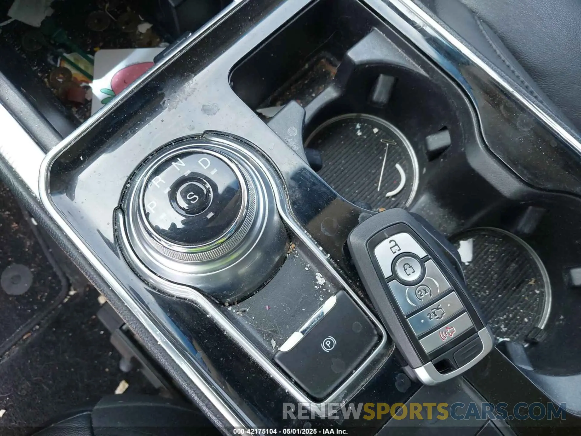 11 Photograph of a damaged car 2FMPK3K94KBB76519 FORD EDGE 2019