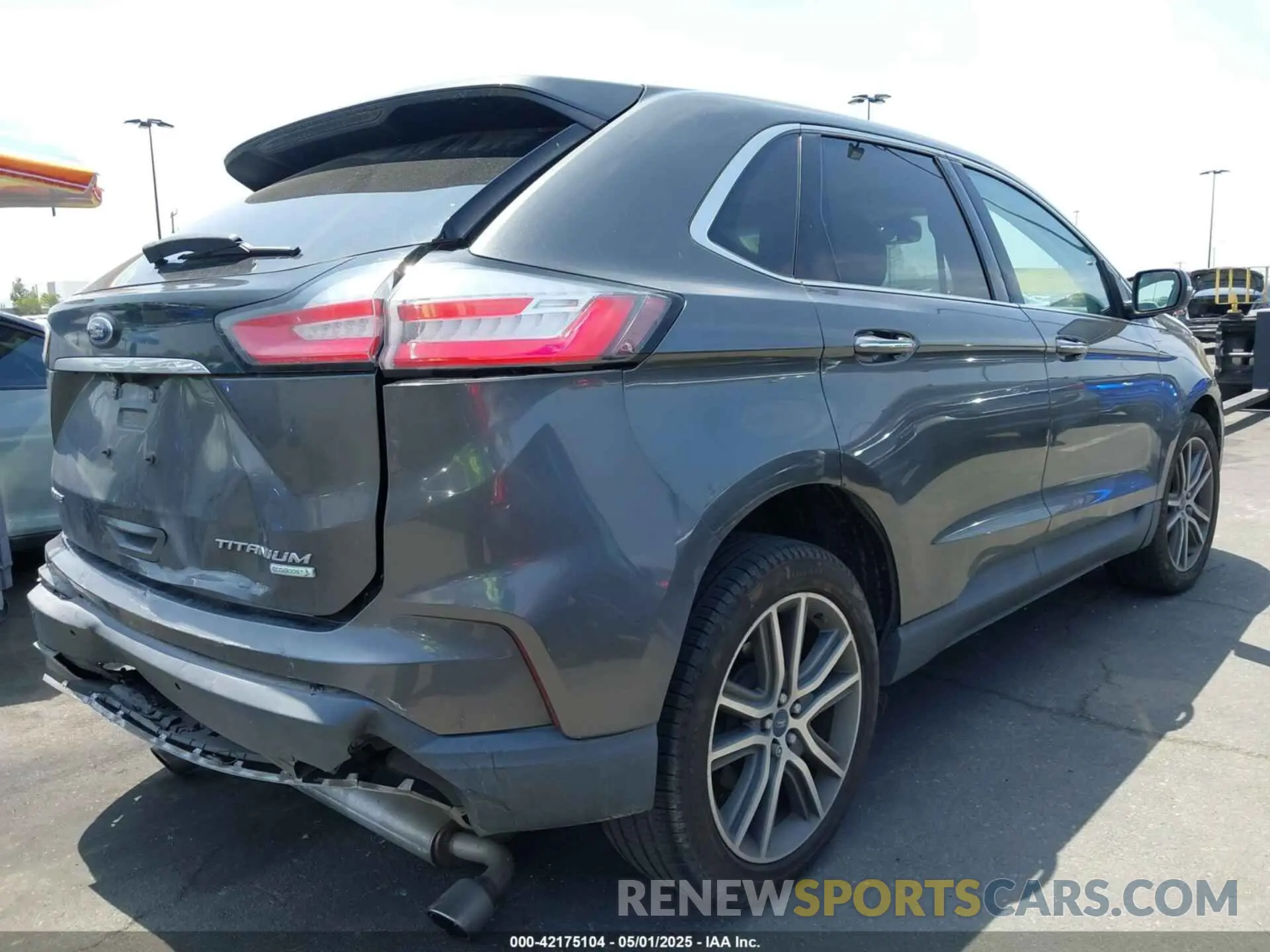 4 Photograph of a damaged car 2FMPK3K94KBB76519 FORD EDGE 2019
