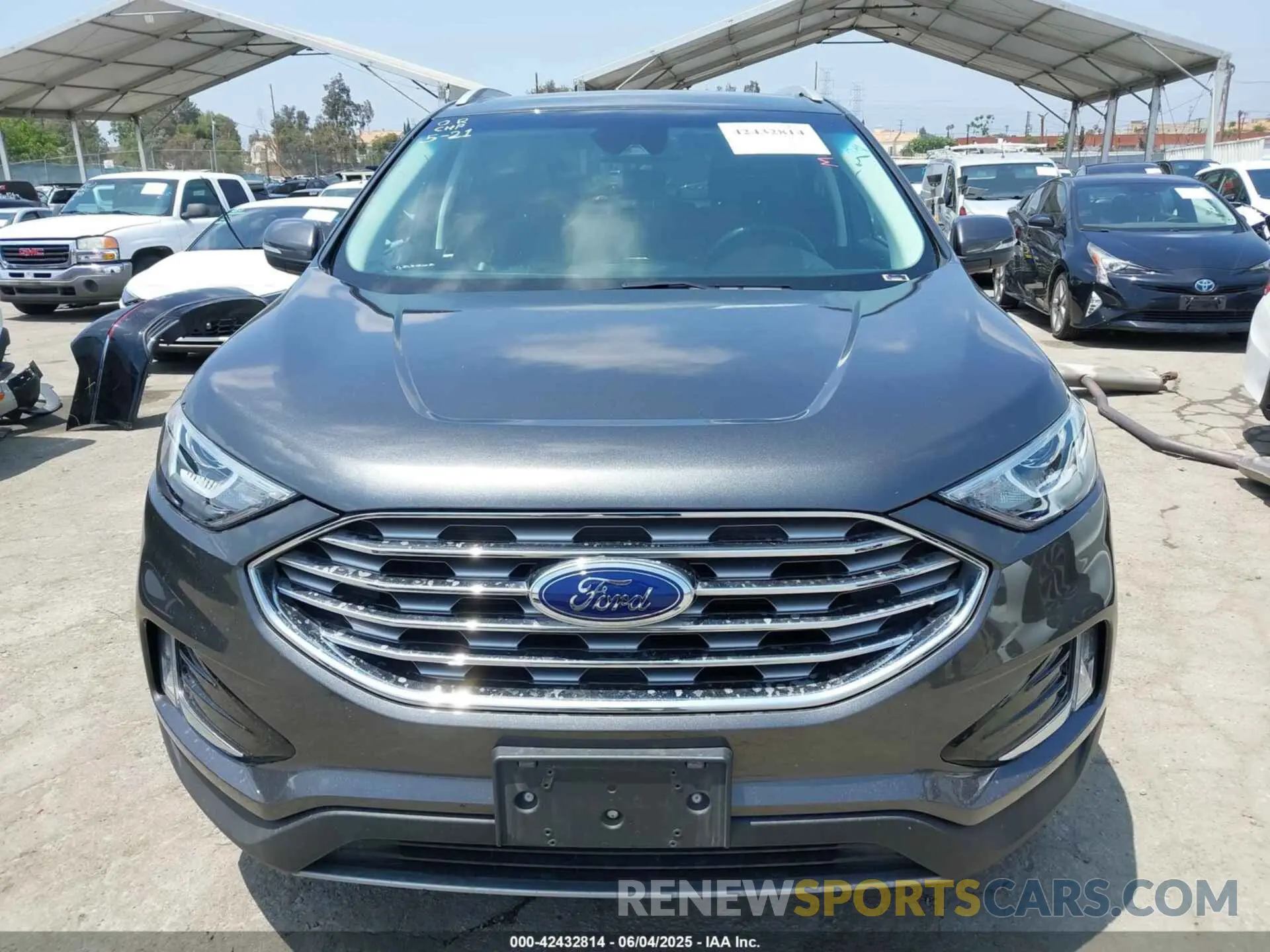 13 Photograph of a damaged car 2FMPK3K95KBB22114 FORD EDGE 2019