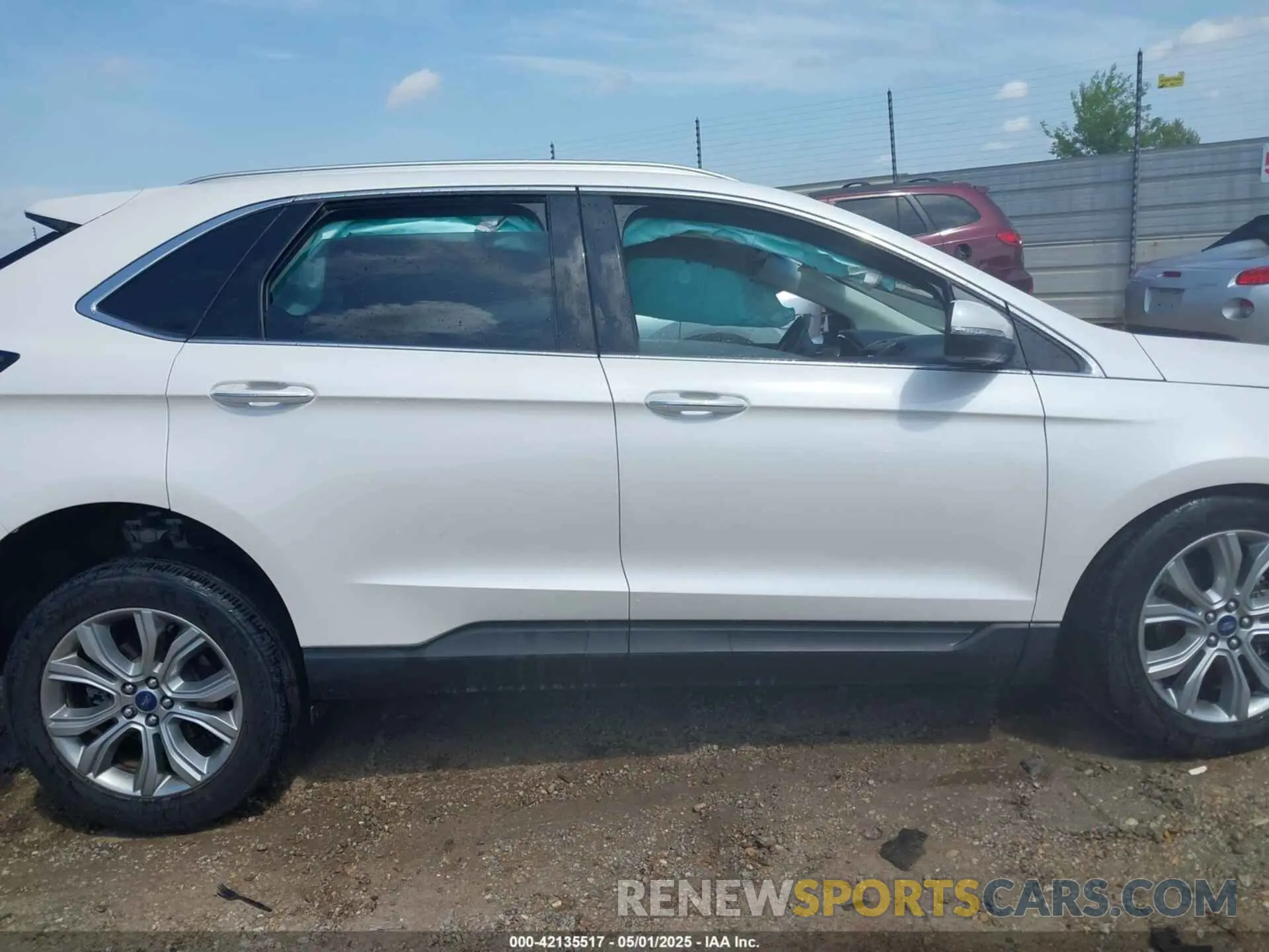12 Photograph of a damaged car 2FMPK3K95KBB94639 FORD EDGE 2019