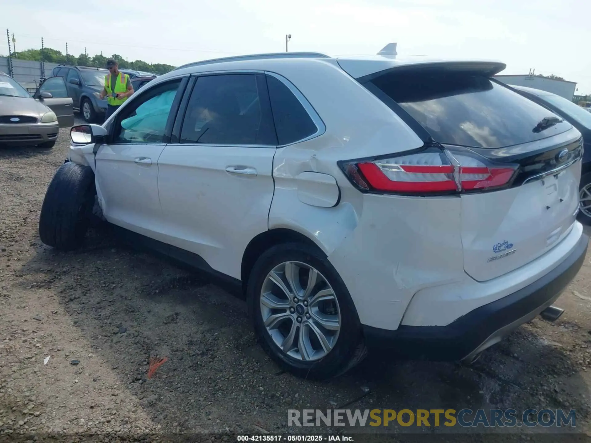 3 Photograph of a damaged car 2FMPK3K95KBB94639 FORD EDGE 2019