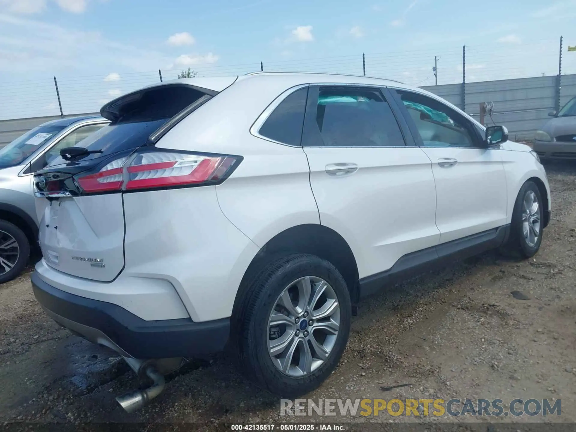 4 Photograph of a damaged car 2FMPK3K95KBB94639 FORD EDGE 2019