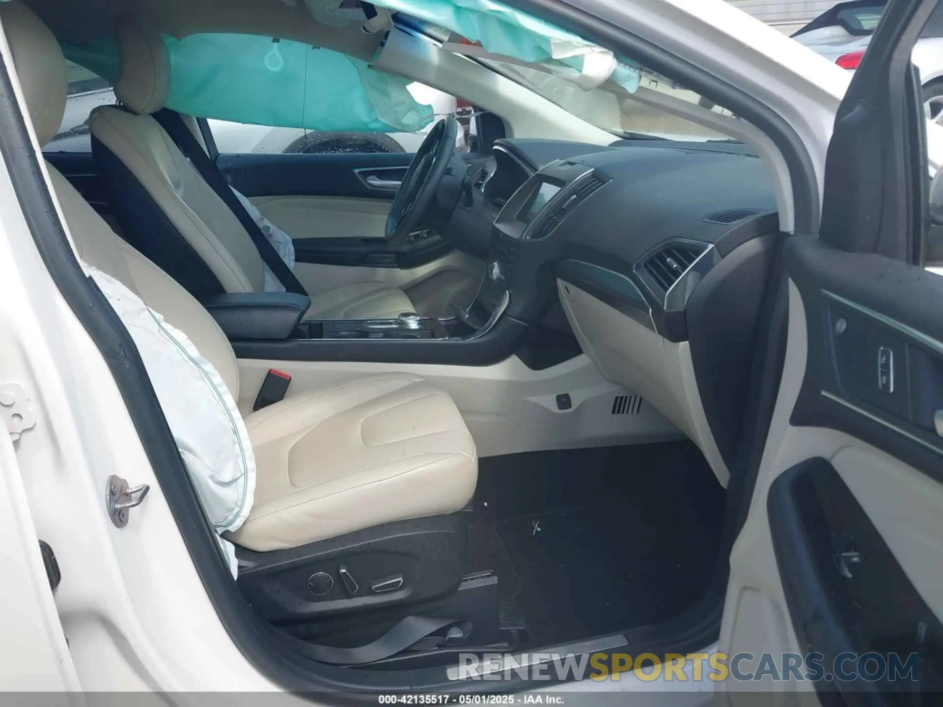 5 Photograph of a damaged car 2FMPK3K95KBB94639 FORD EDGE 2019
