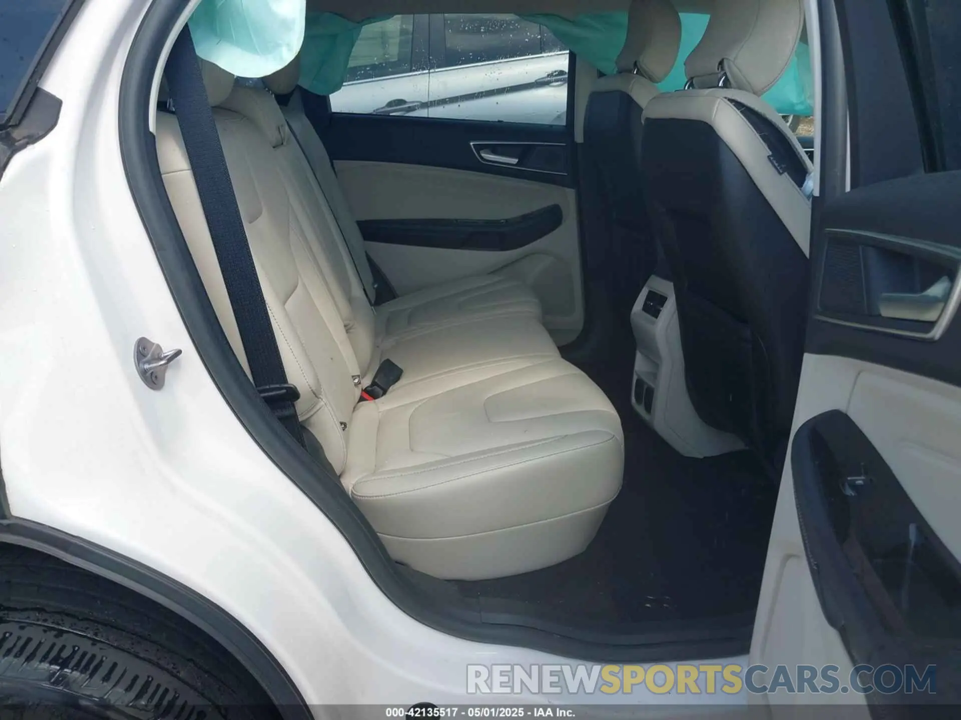 8 Photograph of a damaged car 2FMPK3K95KBB94639 FORD EDGE 2019