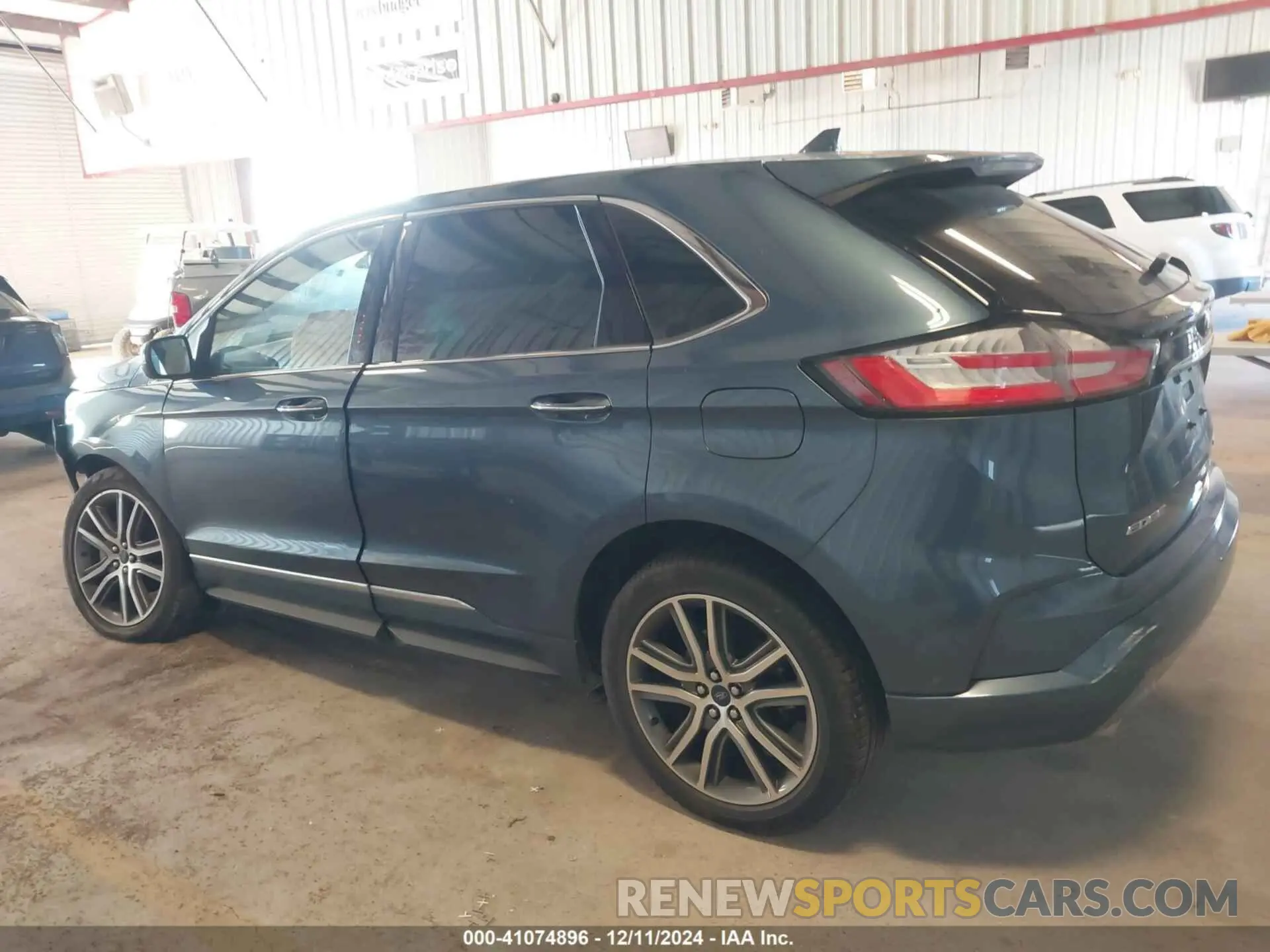 14 Photograph of a damaged car 2FMPK3K95KBB95919 FORD EDGE 2019