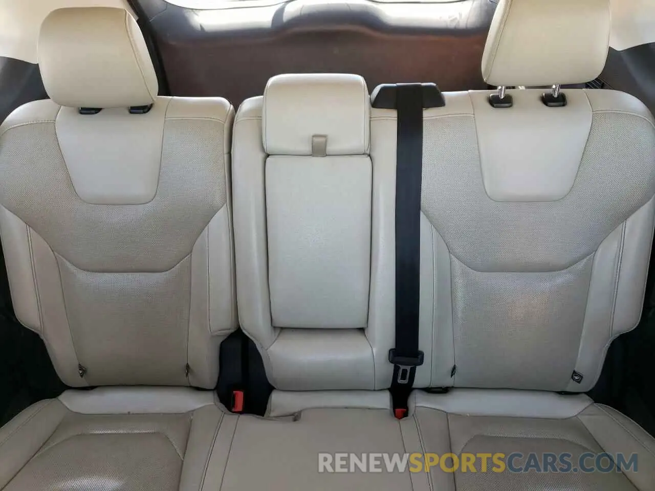 10 Photograph of a damaged car 2FMPK3K97KBB94738 FORD EDGE 2019