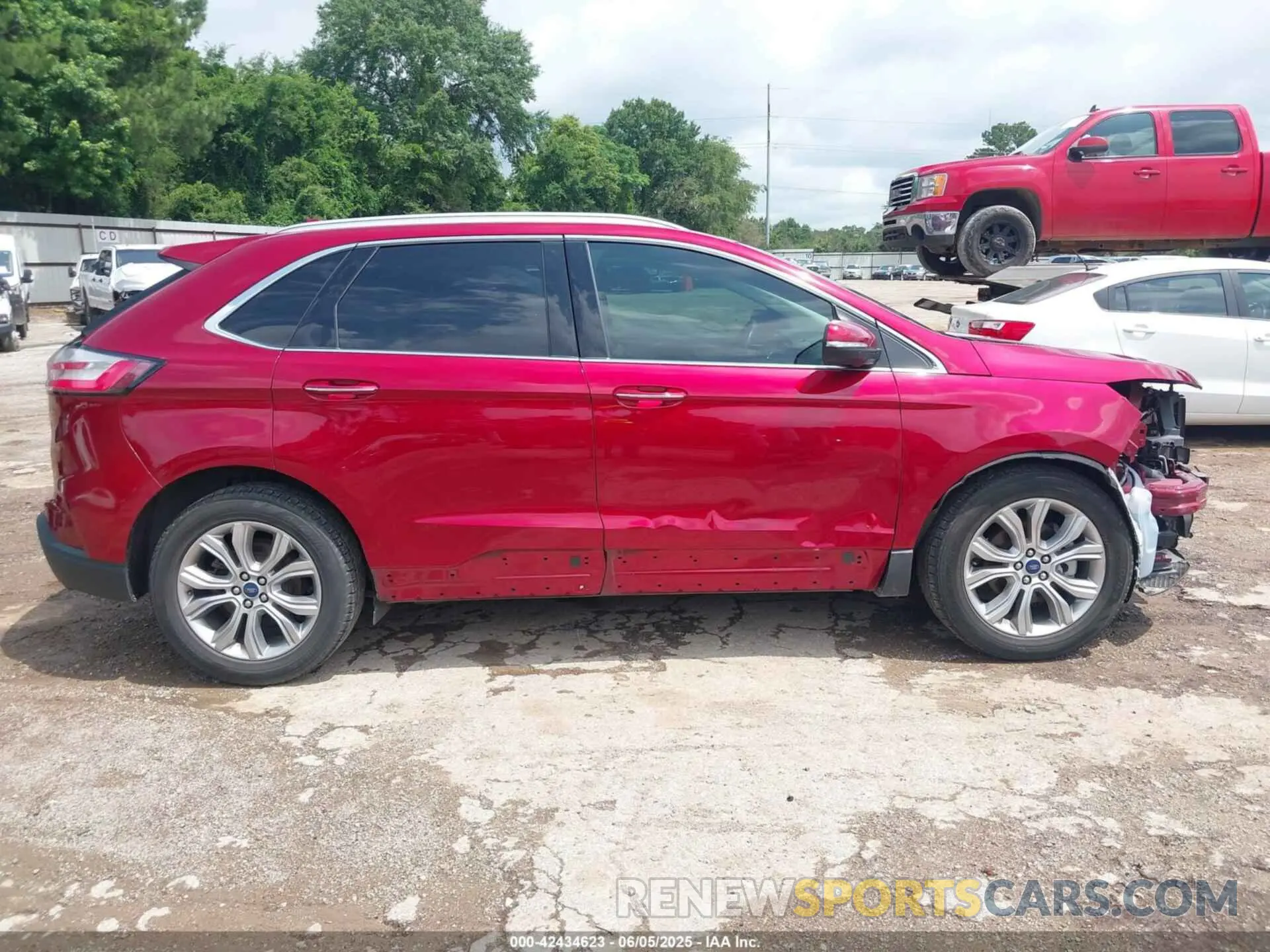 18 Photograph of a damaged car 2FMPK3K97KBC35238 FORD EDGE 2019