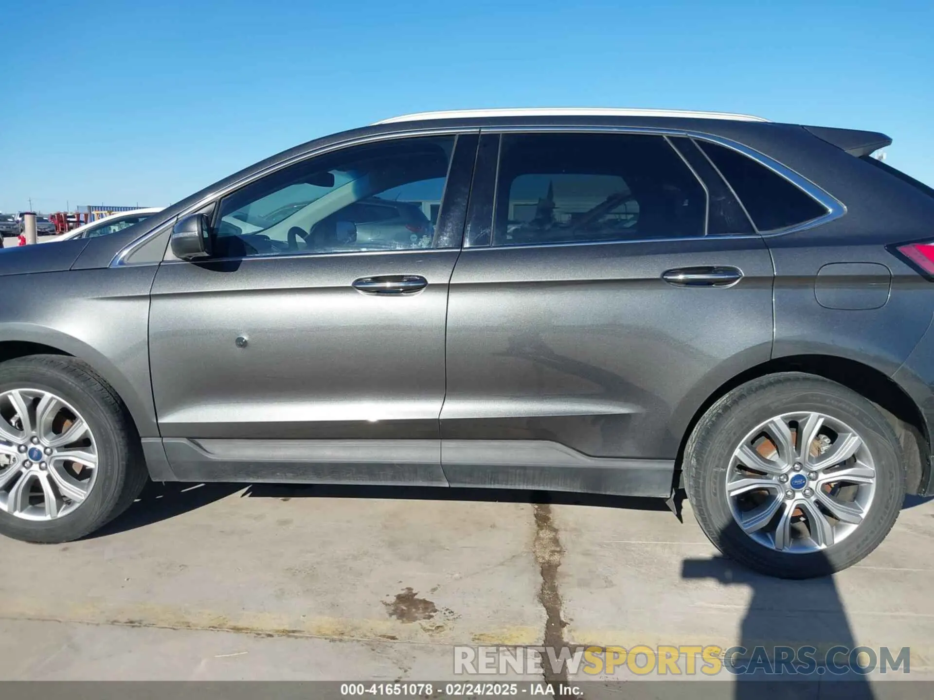 15 Photograph of a damaged car 2FMPK3K97KBC46935 FORD EDGE 2019