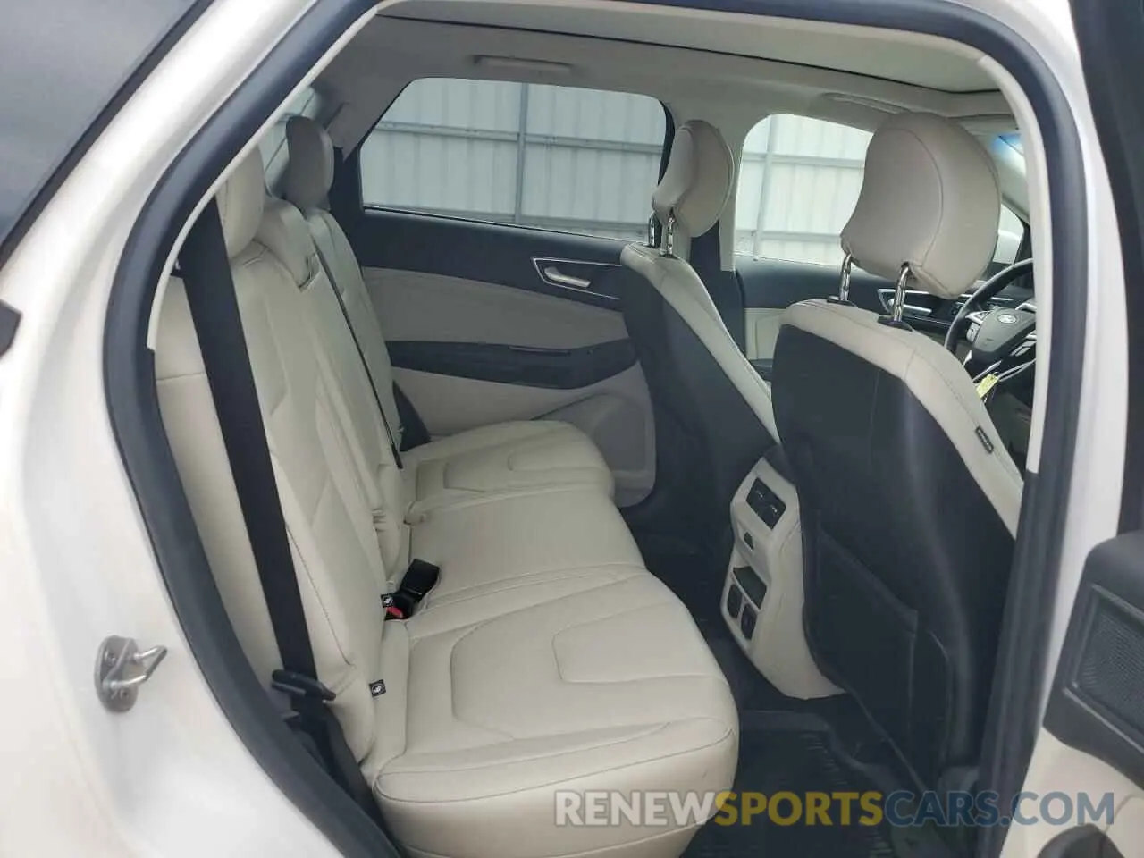 11 Photograph of a damaged car 2FMPK3K97KBC47535 FORD EDGE 2019