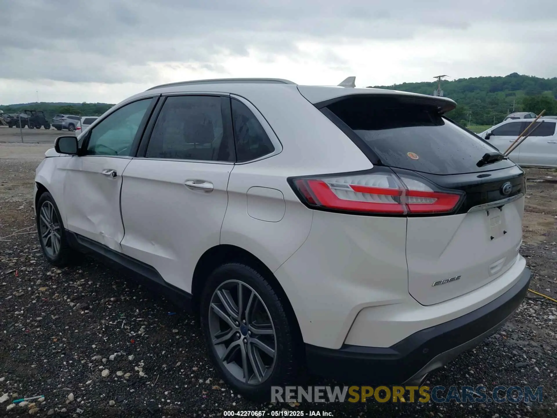 3 Photograph of a damaged car 2FMPK3K98KBB92173 FORD EDGE 2019