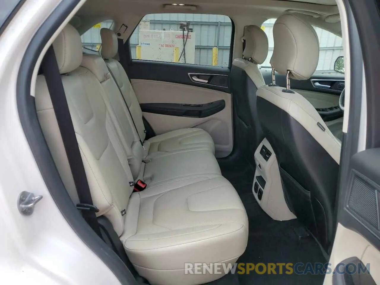 11 Photograph of a damaged car 2FMPK3K99KBB49428 FORD EDGE 2019