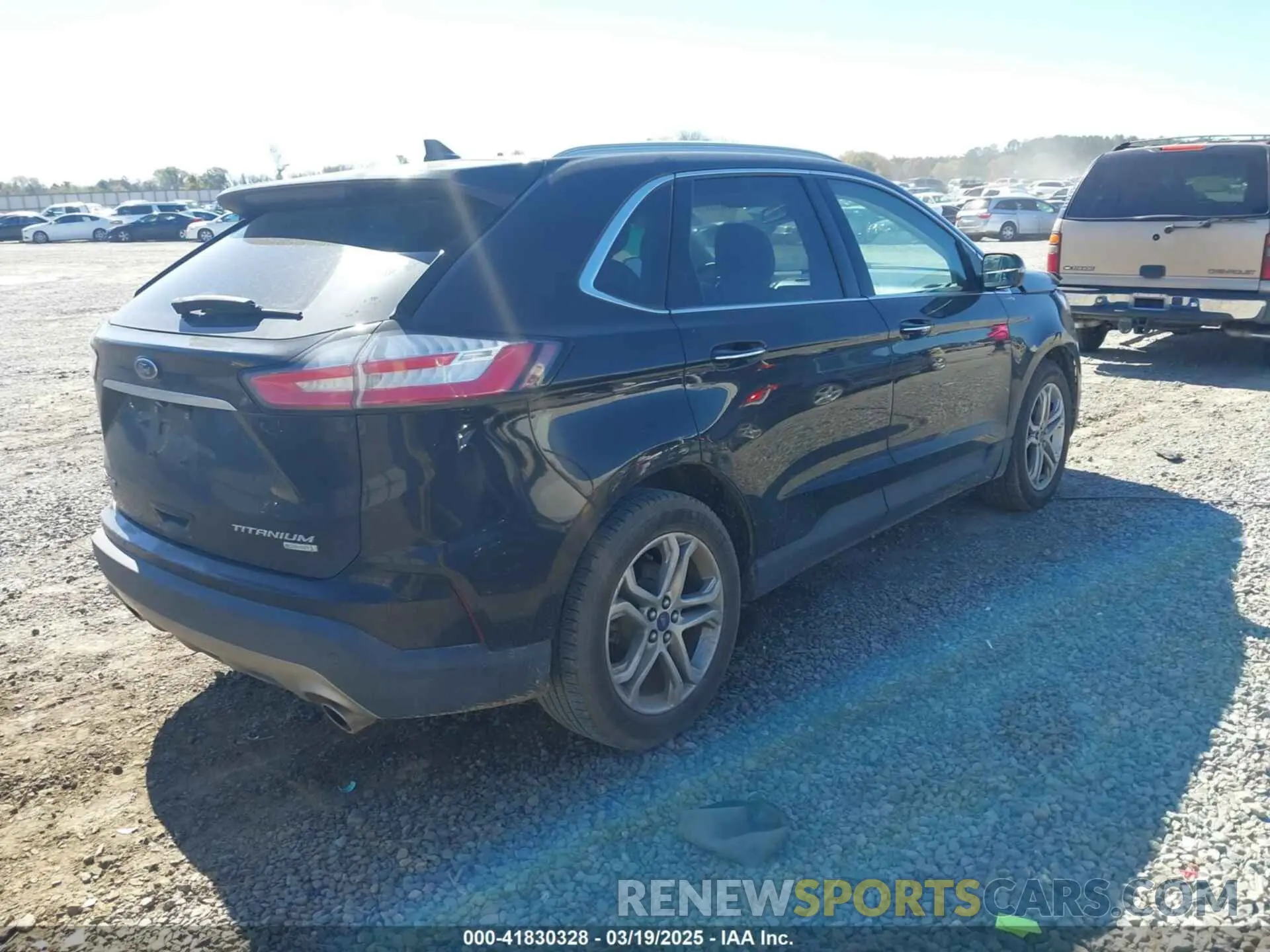 4 Photograph of a damaged car 2FMPK3K99KBB53558 FORD EDGE 2019