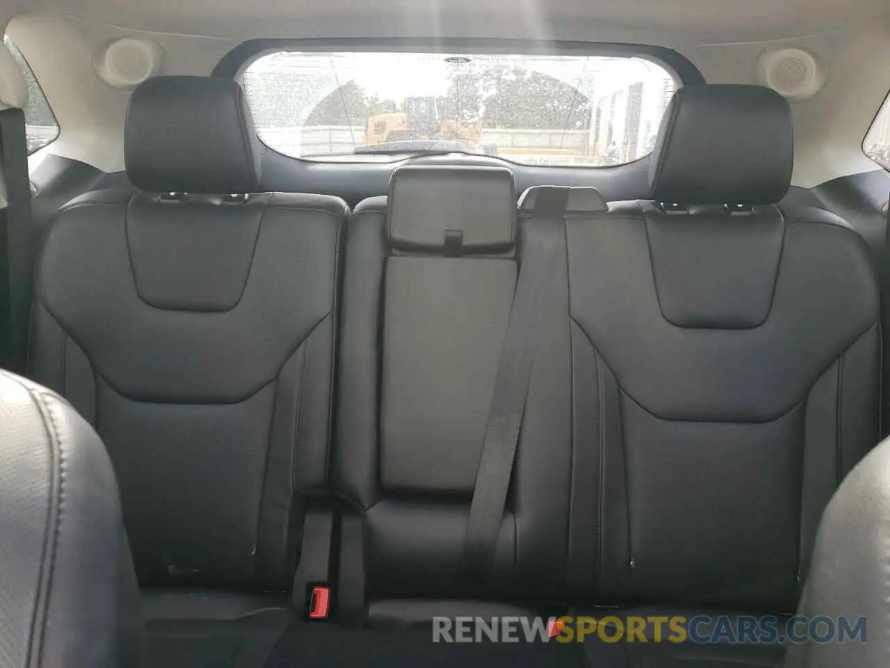 10 Photograph of a damaged car 2FMPK3K9XKBB13022 FORD EDGE 2019