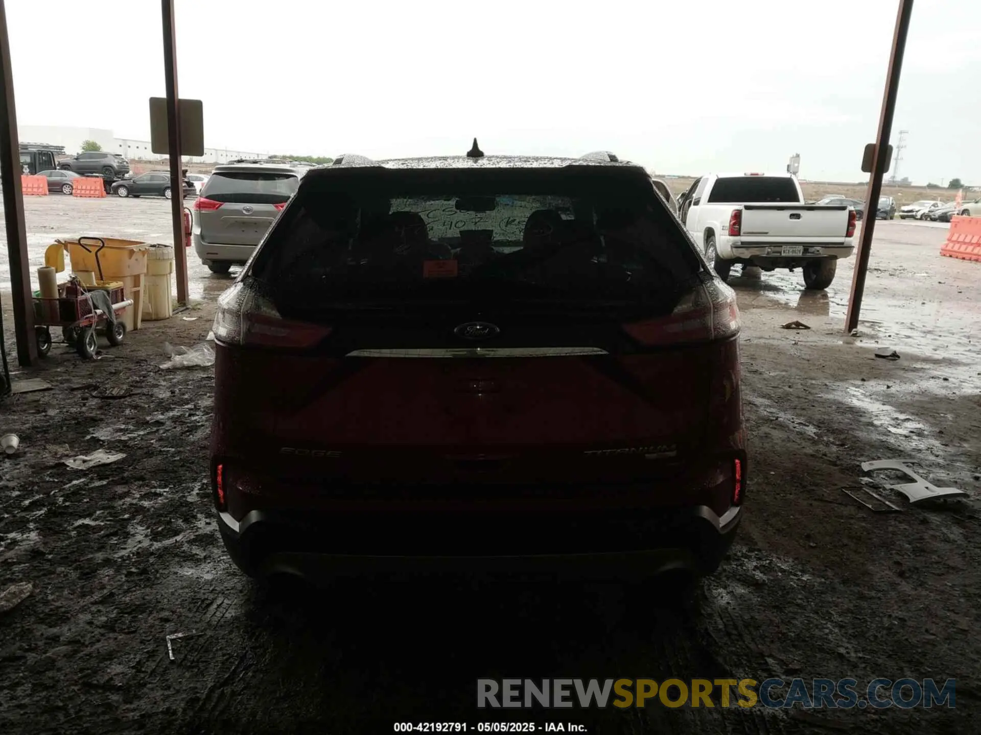 16 Photograph of a damaged car 2FMPK3K9XKBB38731 FORD EDGE 2019