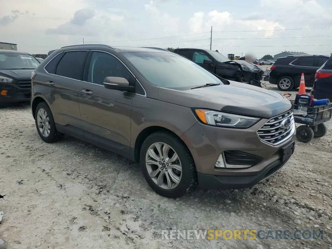 4 Photograph of a damaged car 2FMPK3K9XKBB52242 FORD EDGE 2019