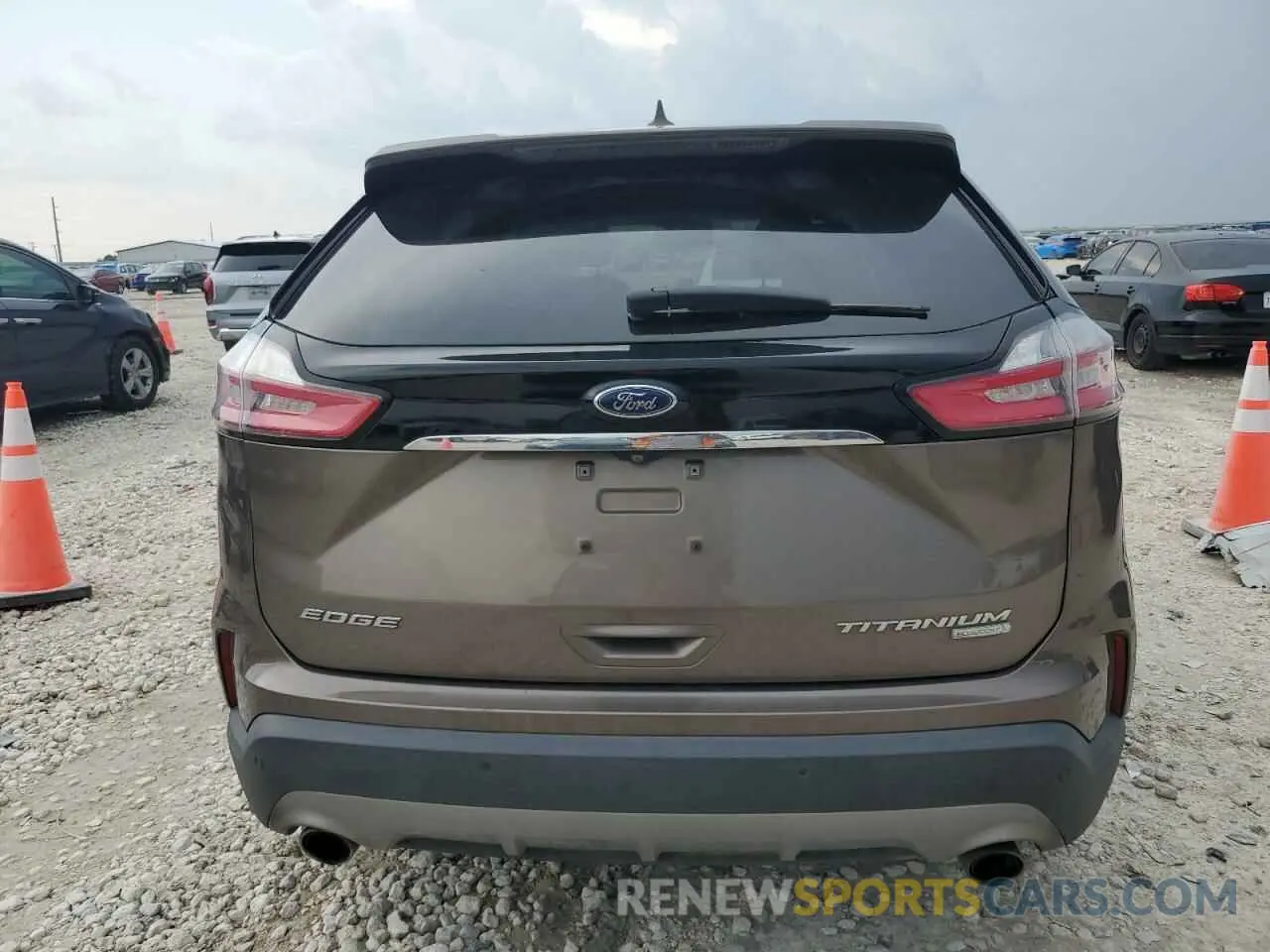 6 Photograph of a damaged car 2FMPK3K9XKBB52242 FORD EDGE 2019