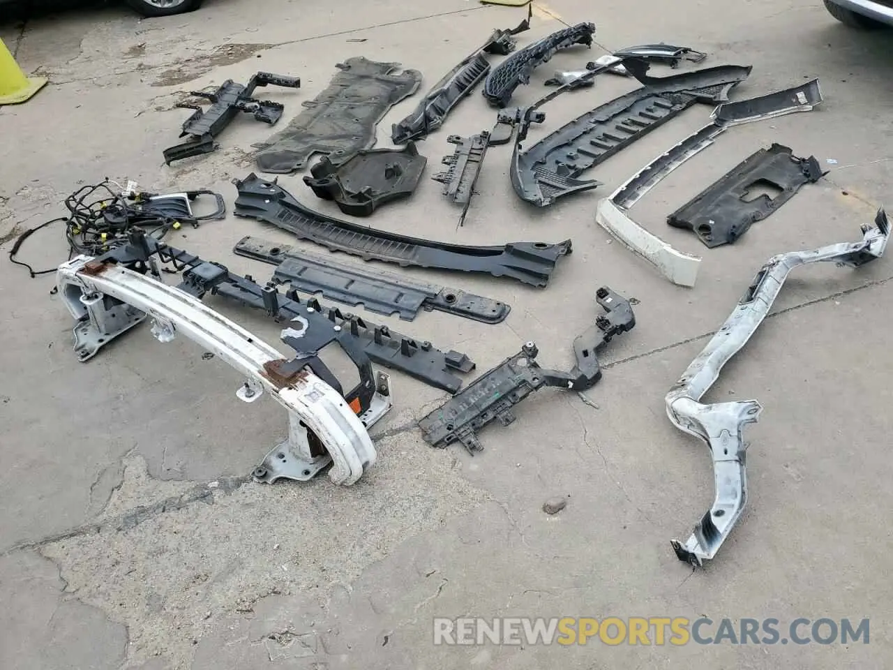 13 Photograph of a damaged car 2FMPK4AP0KBB46925 FORD EDGE 2019