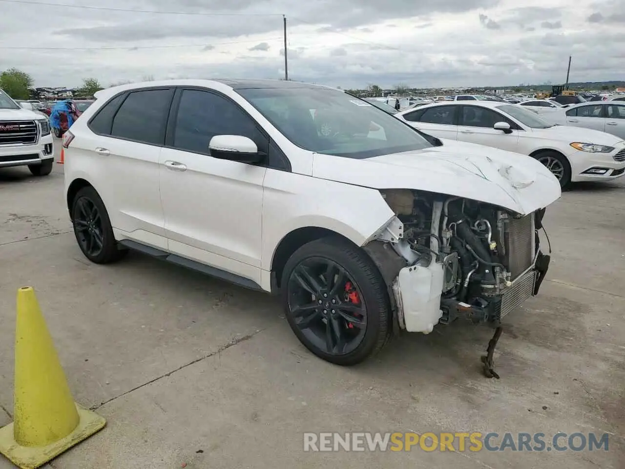 4 Photograph of a damaged car 2FMPK4AP0KBB46925 FORD EDGE 2019