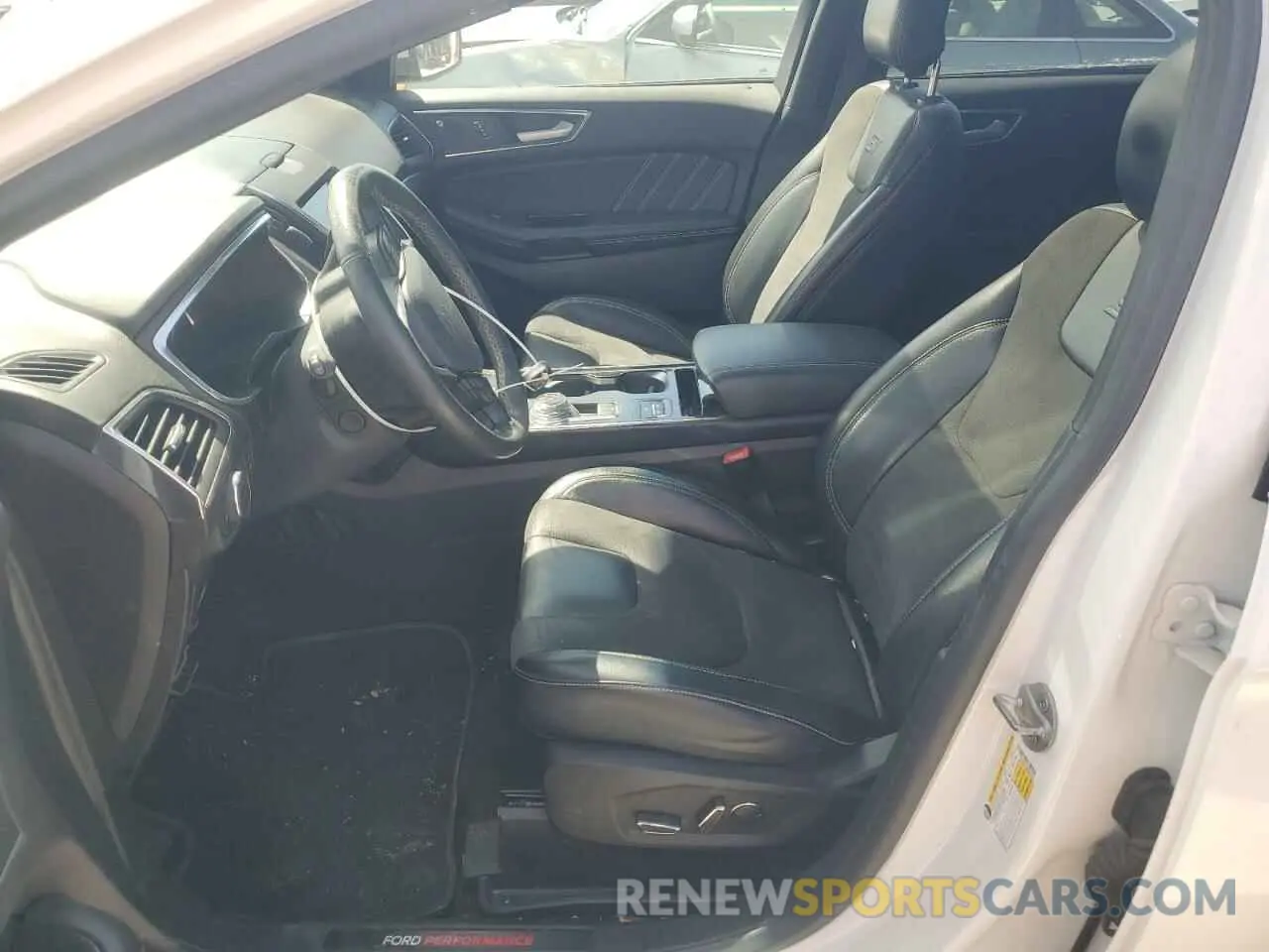 7 Photograph of a damaged car 2FMPK4AP2KBC47397 FORD EDGE 2019