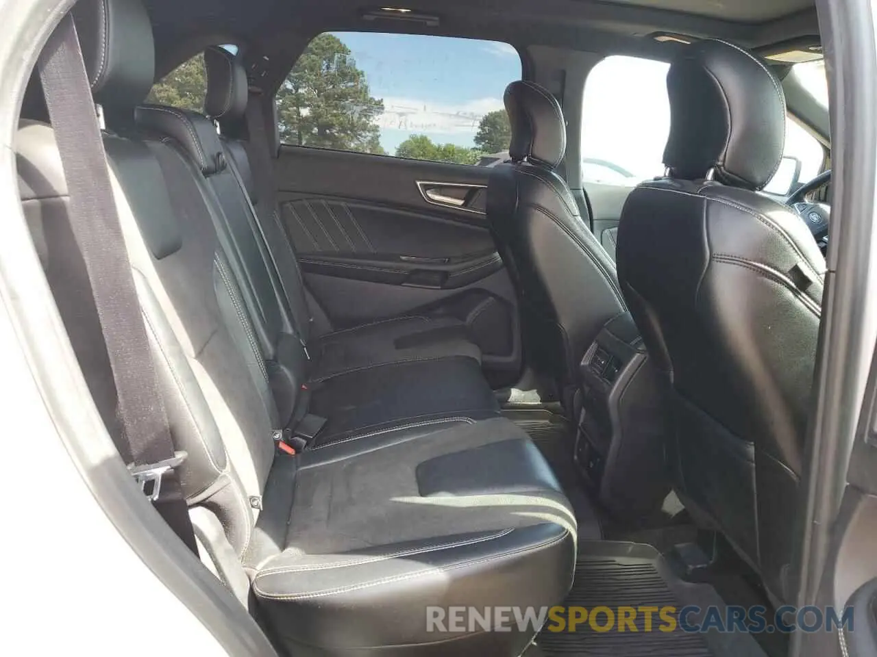 11 Photograph of a damaged car 2FMPK4AP4KBC35719 FORD EDGE 2019