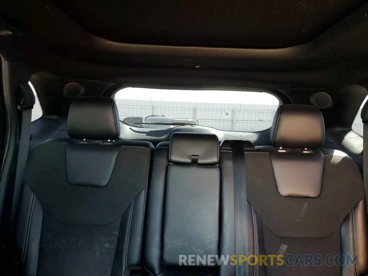 10 Photograph of a damaged car 2FMPK4AP6KBB09961 FORD EDGE 2019