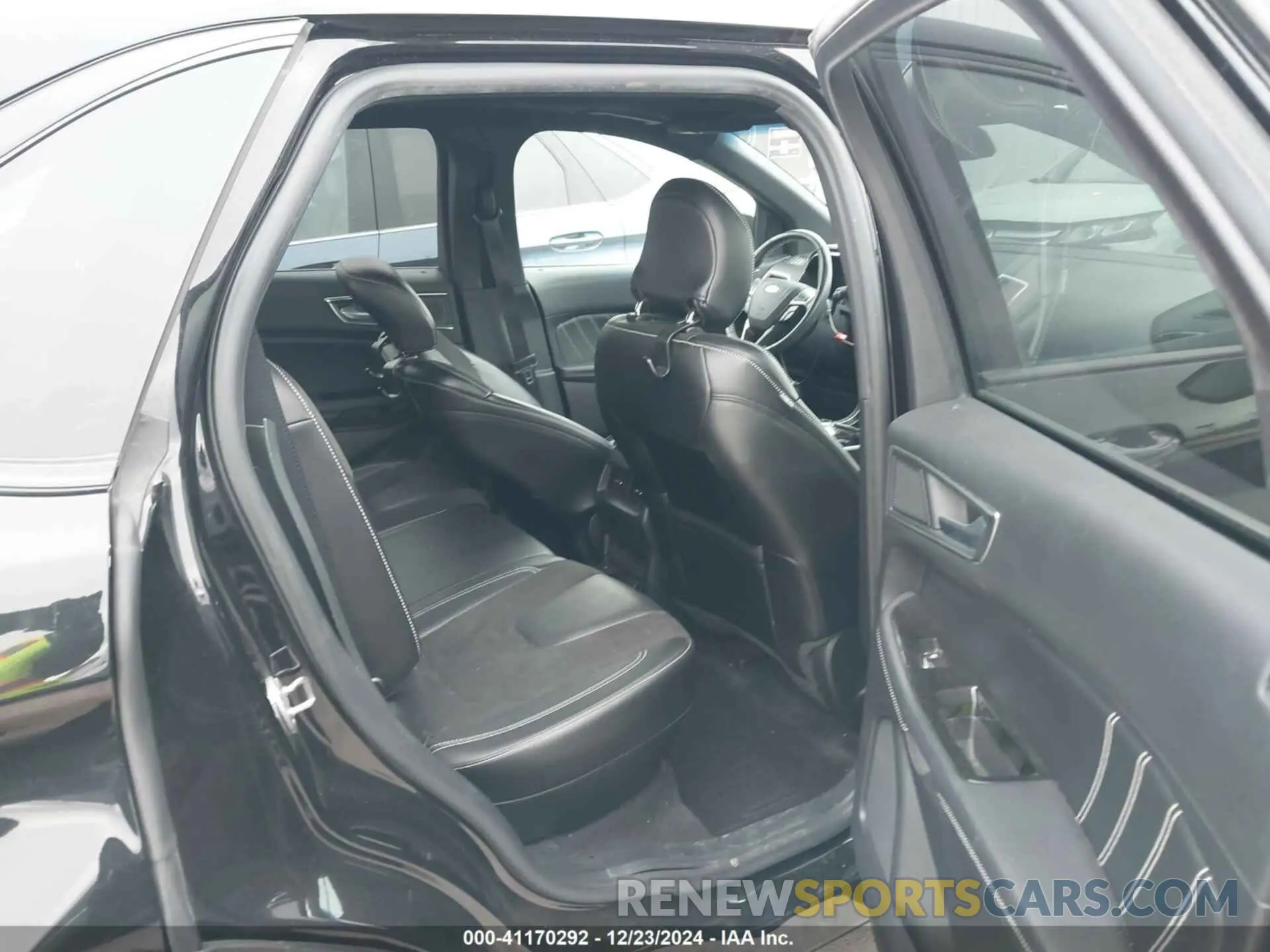 8 Photograph of a damaged car 2FMPK4AP6KBC20607 FORD EDGE 2019
