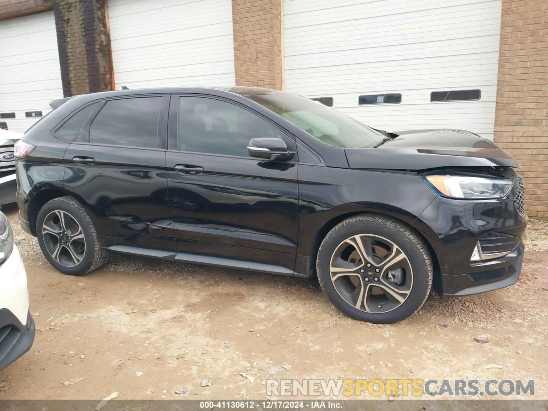 13 Photograph of a damaged car 2FMPK4AP6KBC31770 FORD EDGE 2019