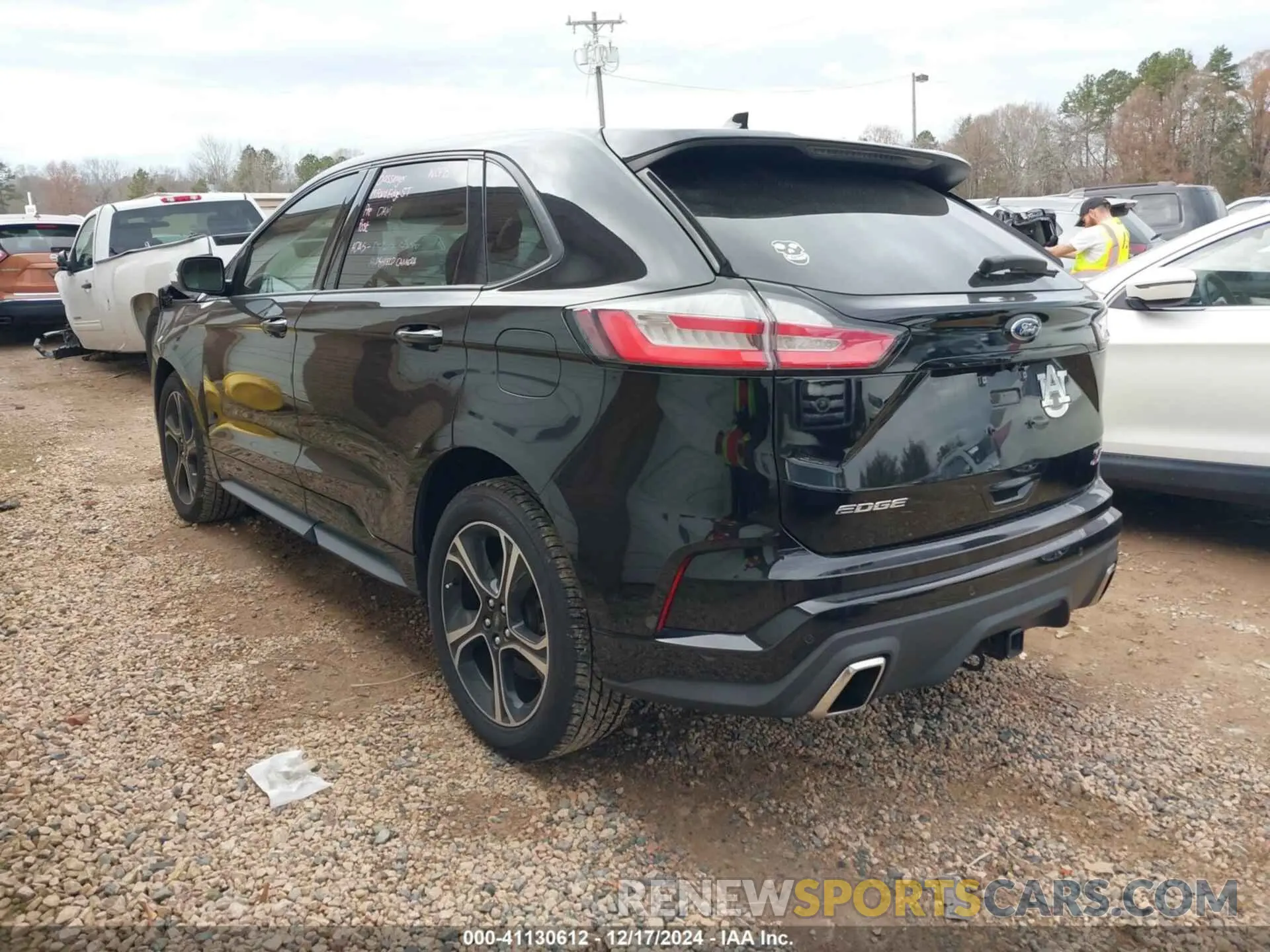 3 Photograph of a damaged car 2FMPK4AP6KBC31770 FORD EDGE 2019