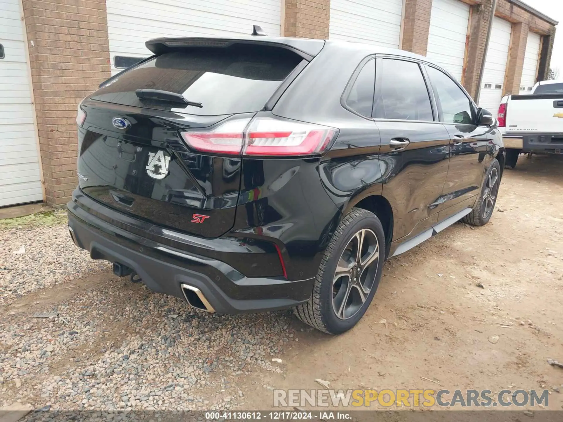 4 Photograph of a damaged car 2FMPK4AP6KBC31770 FORD EDGE 2019