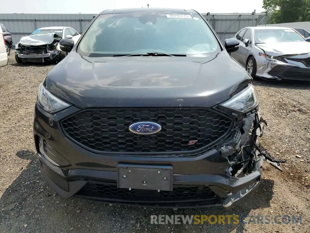 5 Photograph of a damaged car 2FMPK4AP7KBB04493 FORD EDGE 2019