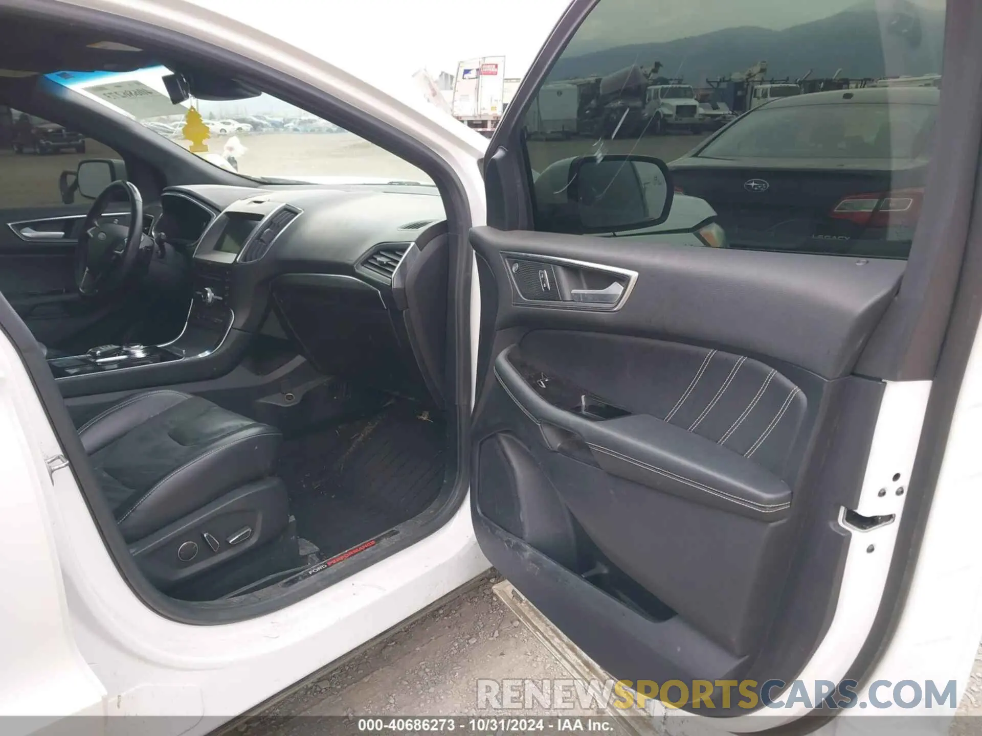 5 Photograph of a damaged car 2FMPK4AP7KBC16890 FORD EDGE 2019