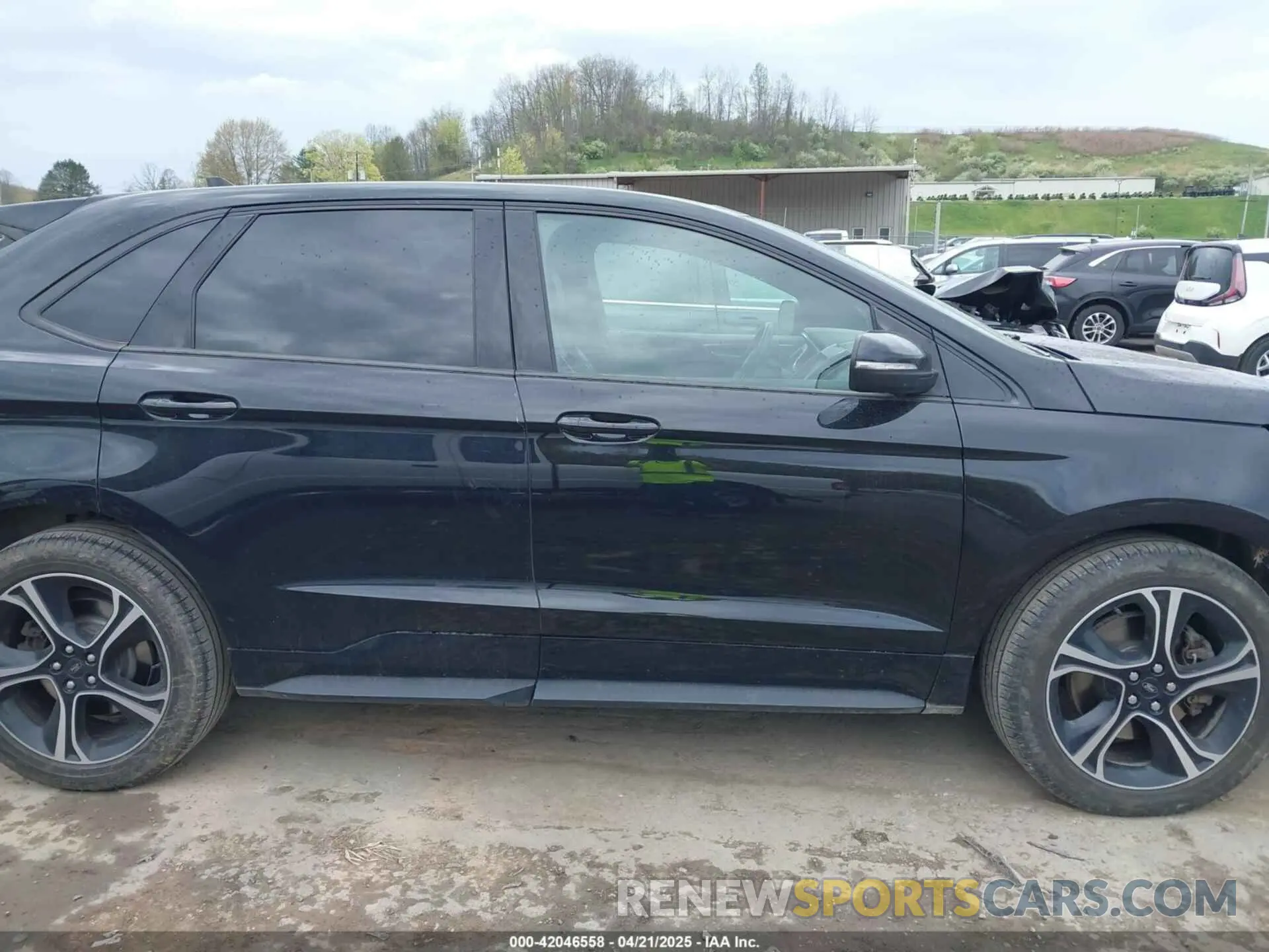 14 Photograph of a damaged car 2FMPK4AP8KBB02218 FORD EDGE 2019