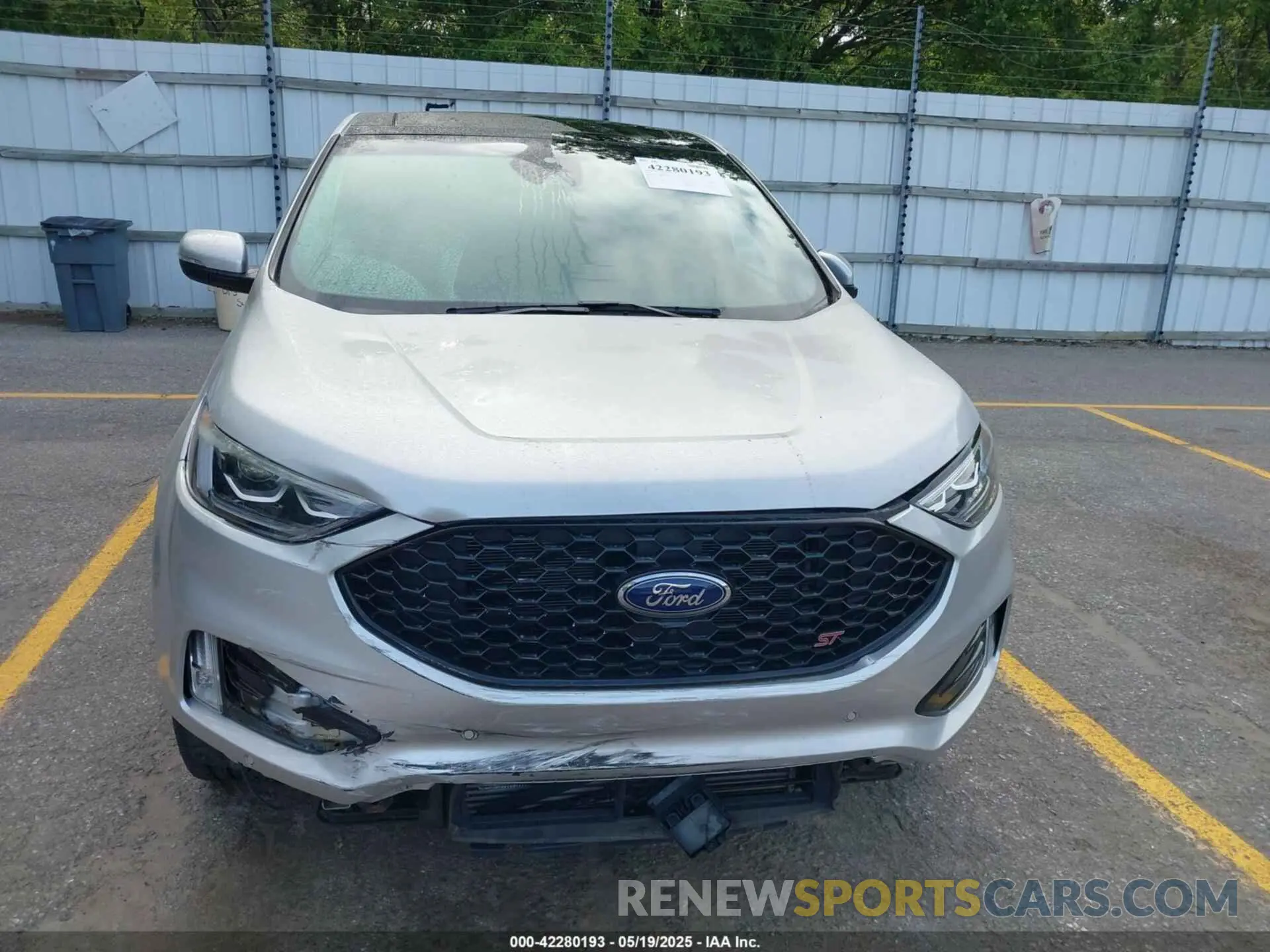 12 Photograph of a damaged car 2FMPK4AP8KBC75379 FORD EDGE 2019