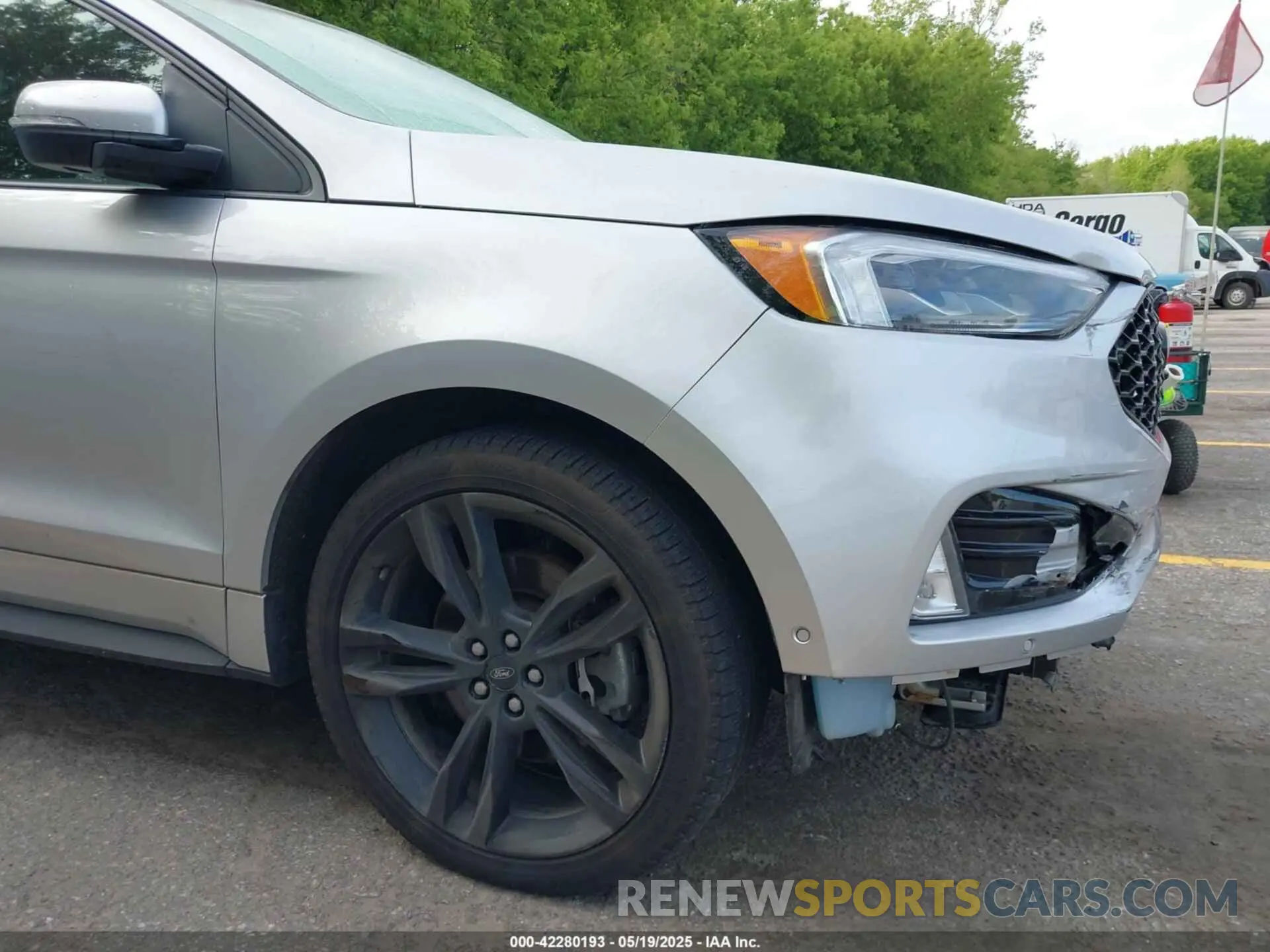 18 Photograph of a damaged car 2FMPK4AP8KBC75379 FORD EDGE 2019
