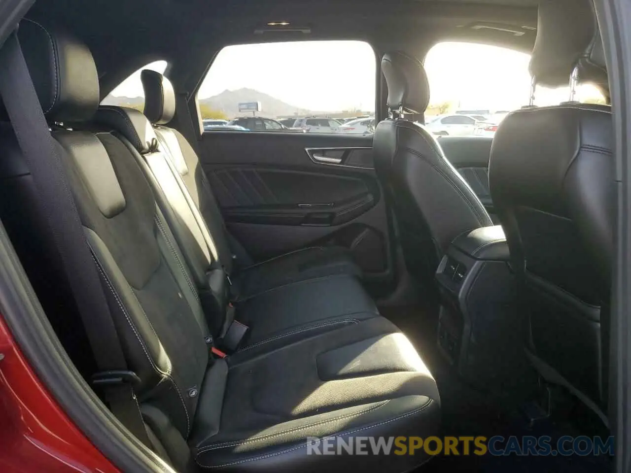 11 Photograph of a damaged car 2FMPK4AP9KBB27953 FORD EDGE 2019