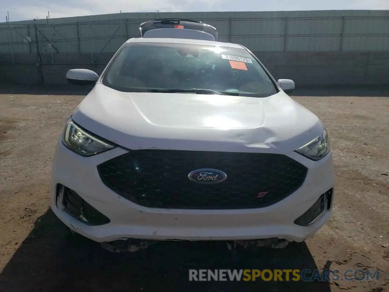 5 Photograph of a damaged car 2FMPK4AP9KBB80359 FORD EDGE 2019